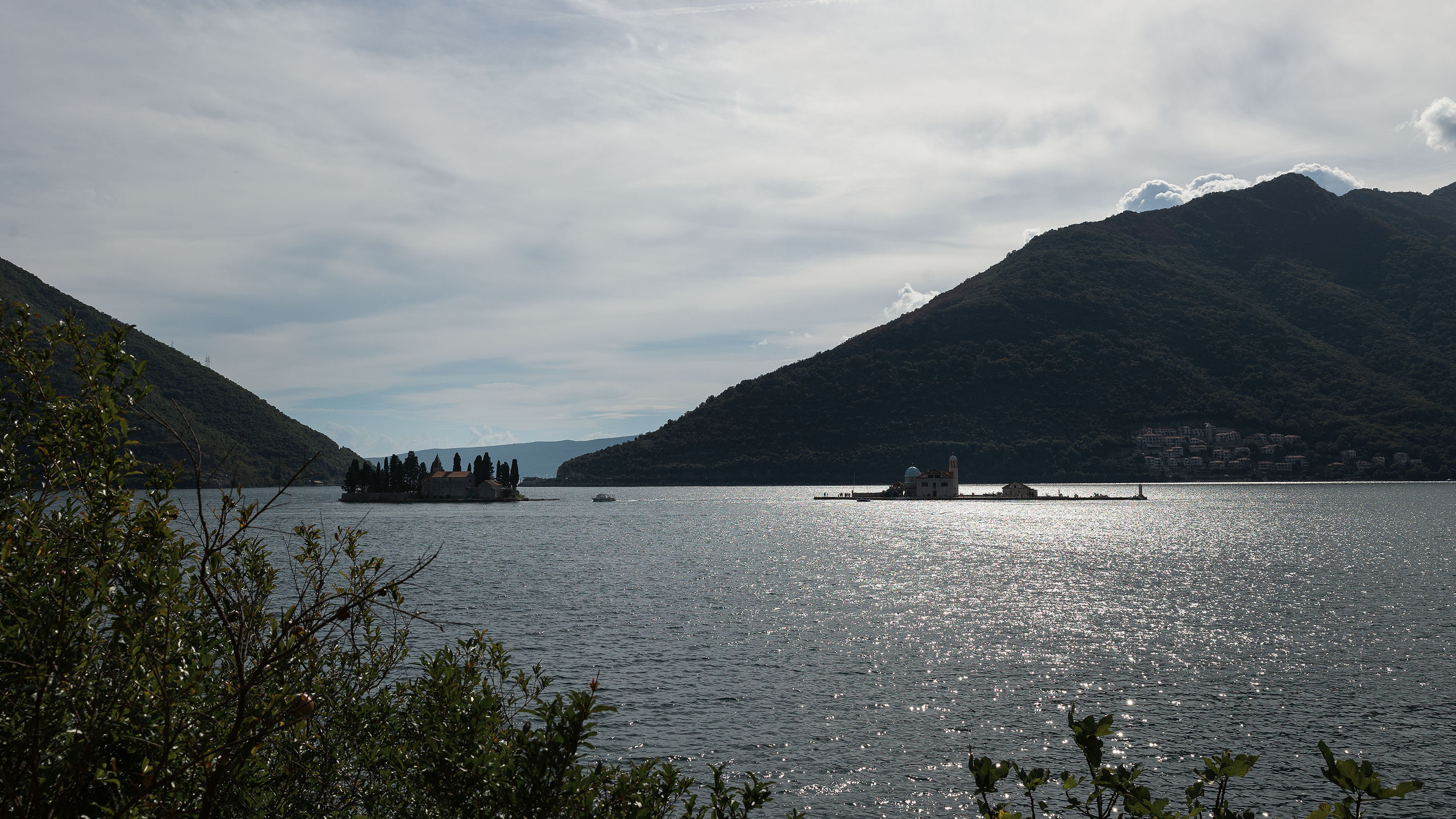 Рисан и Пераст. Портретный фотограф, контент фотограф, продающие фото в Москве и МО