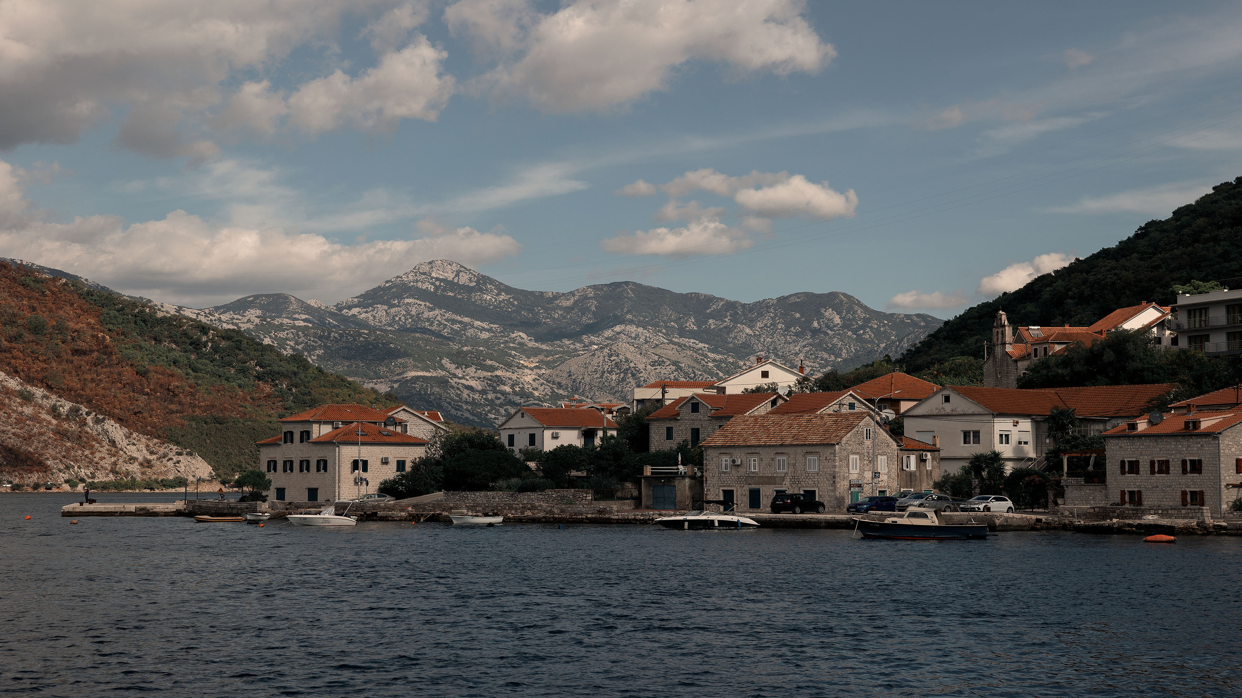 Рисан и Пераст. Портретный фотограф, контент фотограф, продающие фото в Москве и МО