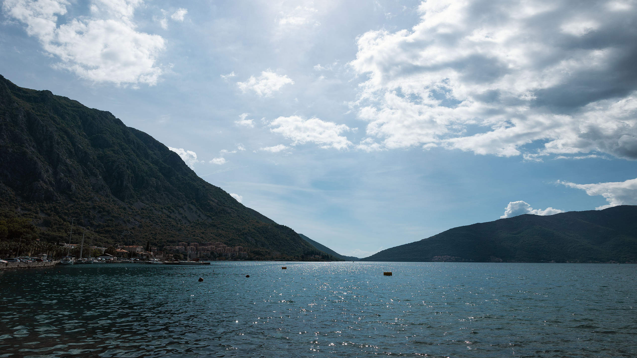 Рисан и Пераст. Портретный фотограф, контент фотограф, продающие фото в Москве и МО