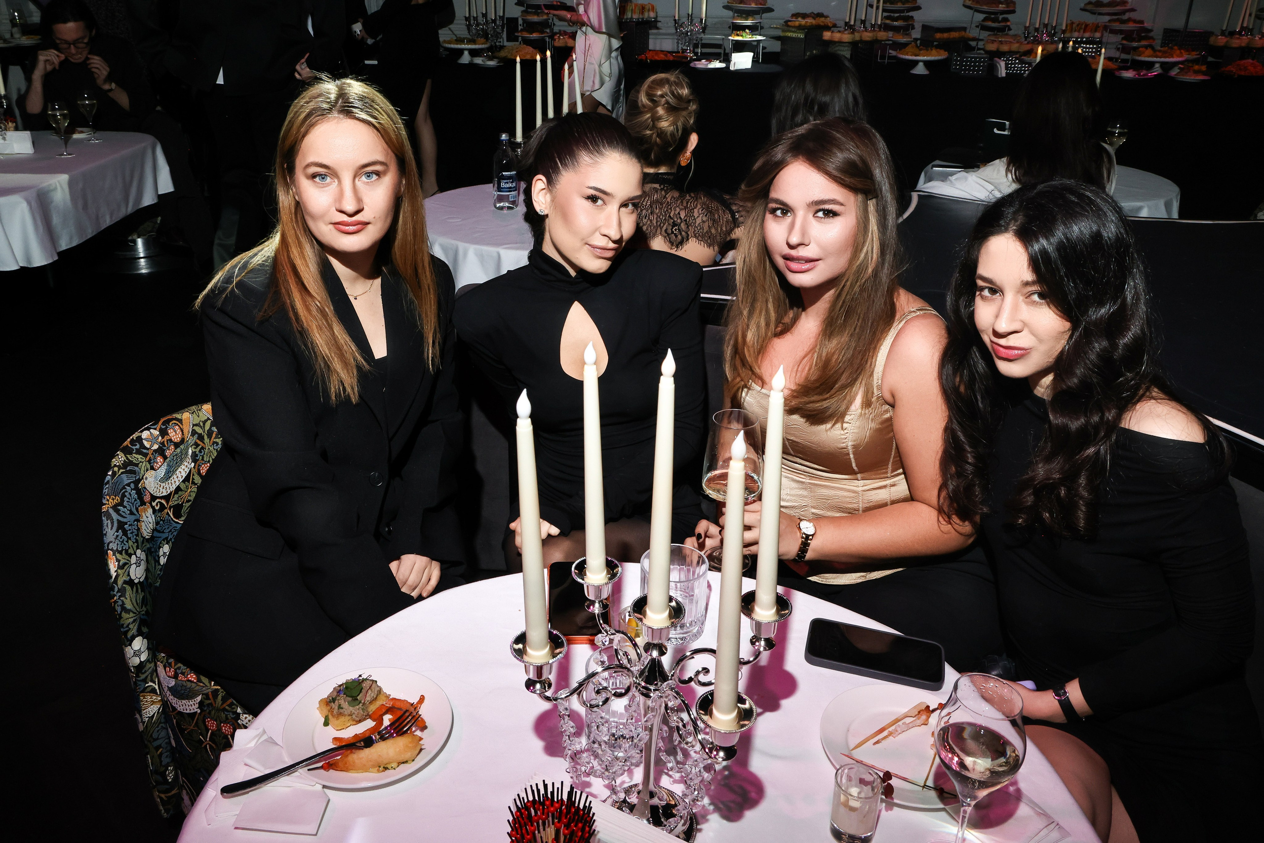 МИХЕЙ — Светская хроника. Фотограф Антон Чупринин