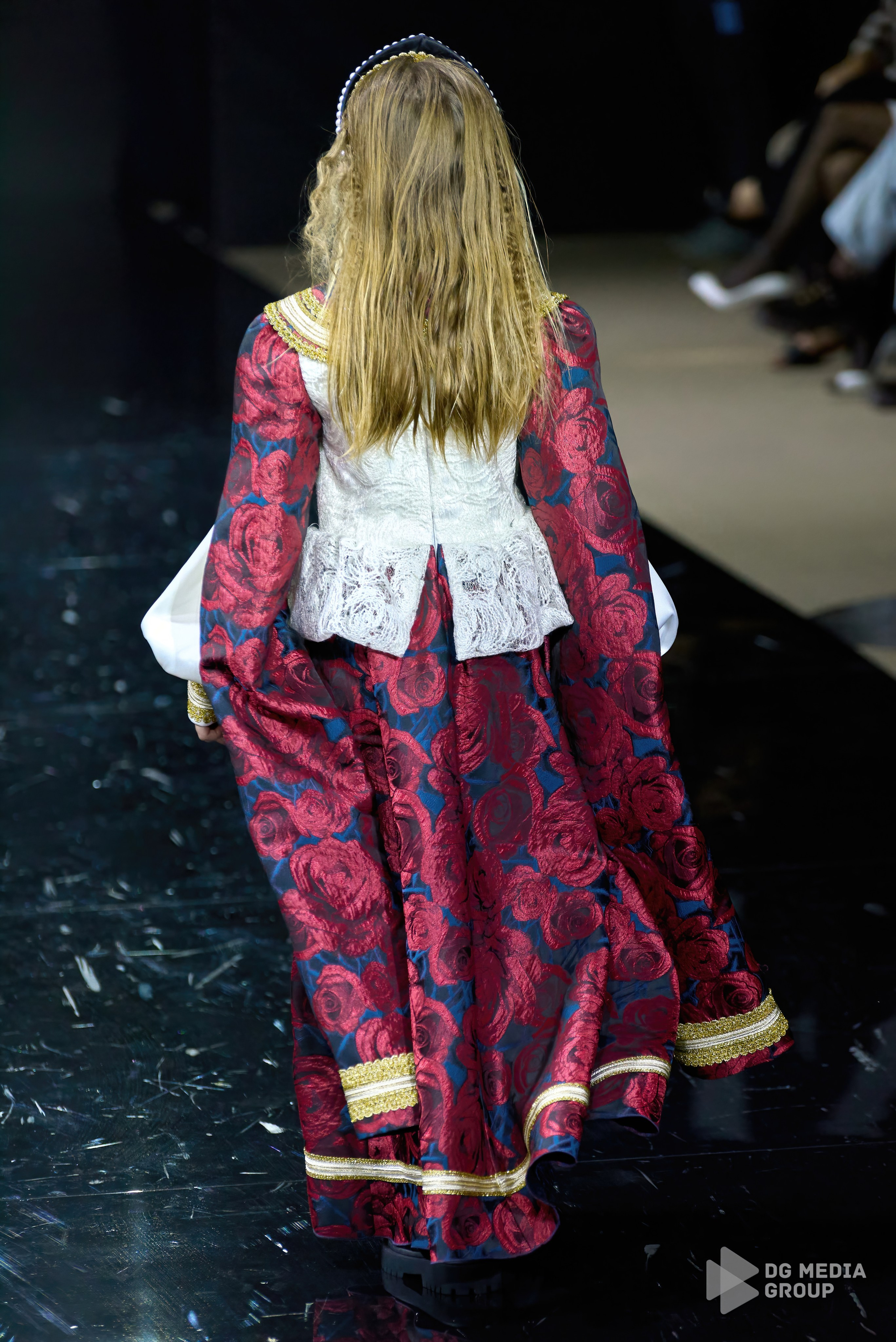 Giza | sfw 2025 | the fragment. DG MEDIA GROUP | Контент для модных показов и концертов