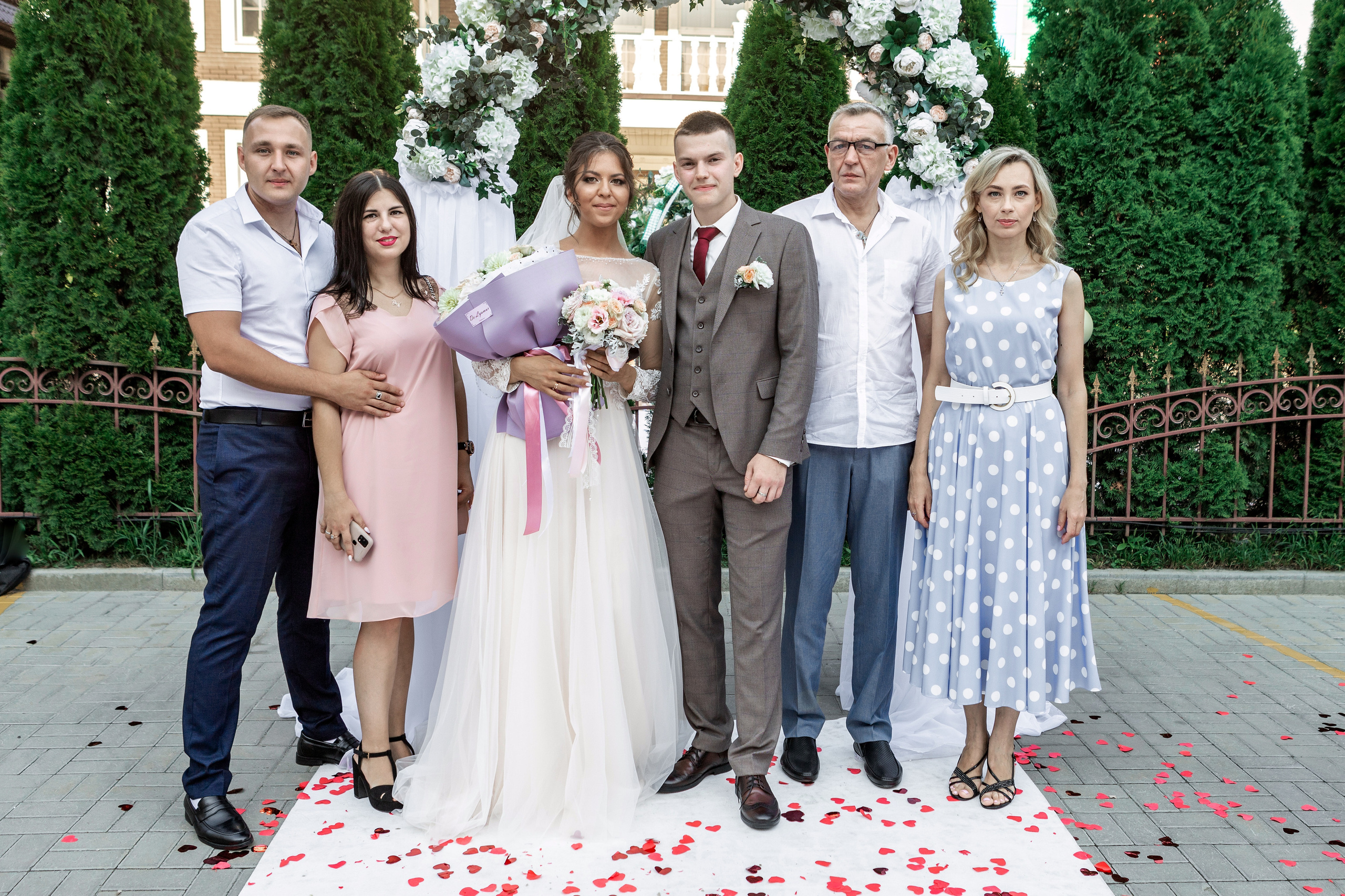 ВИТАЛИЙ + ЯСМИНА ФОТО. Свадебный фотограф и видеограф в Ростове-на-Дону Александр Воронов