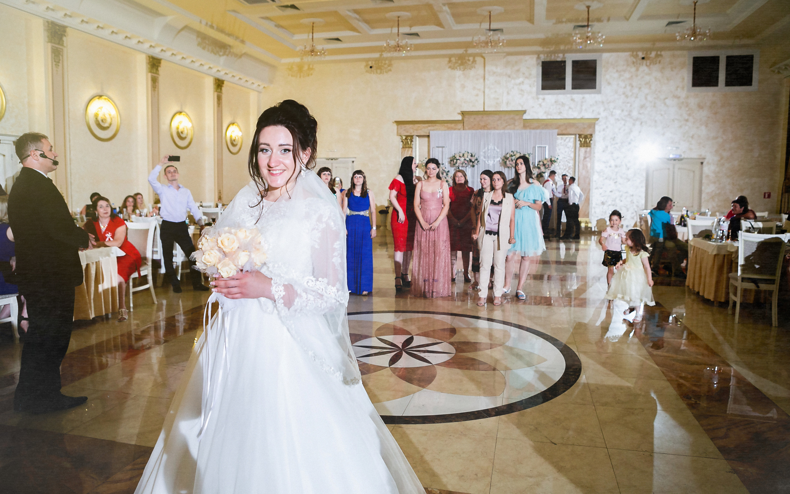 АЛЕКСЕЙ + ЕКАТЕРИНА ФОТО. Свадебный фотограф и видеограф в Ростове-на-Дону Александр Воронов