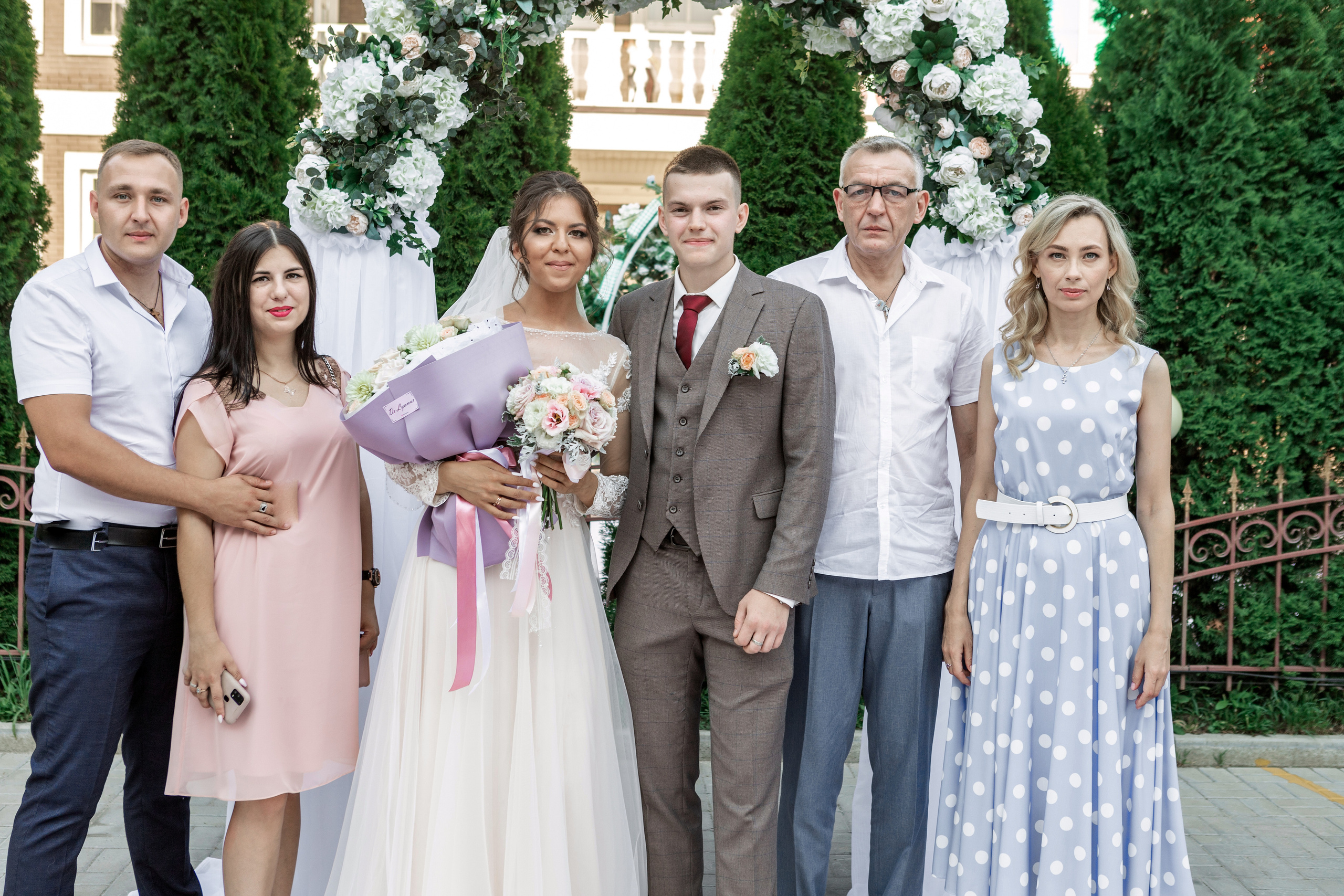 ВИТАЛИЙ + ЯСМИНА ФОТО. Свадебный фотограф и видеограф в Ростове-на-Дону Александр Воронов