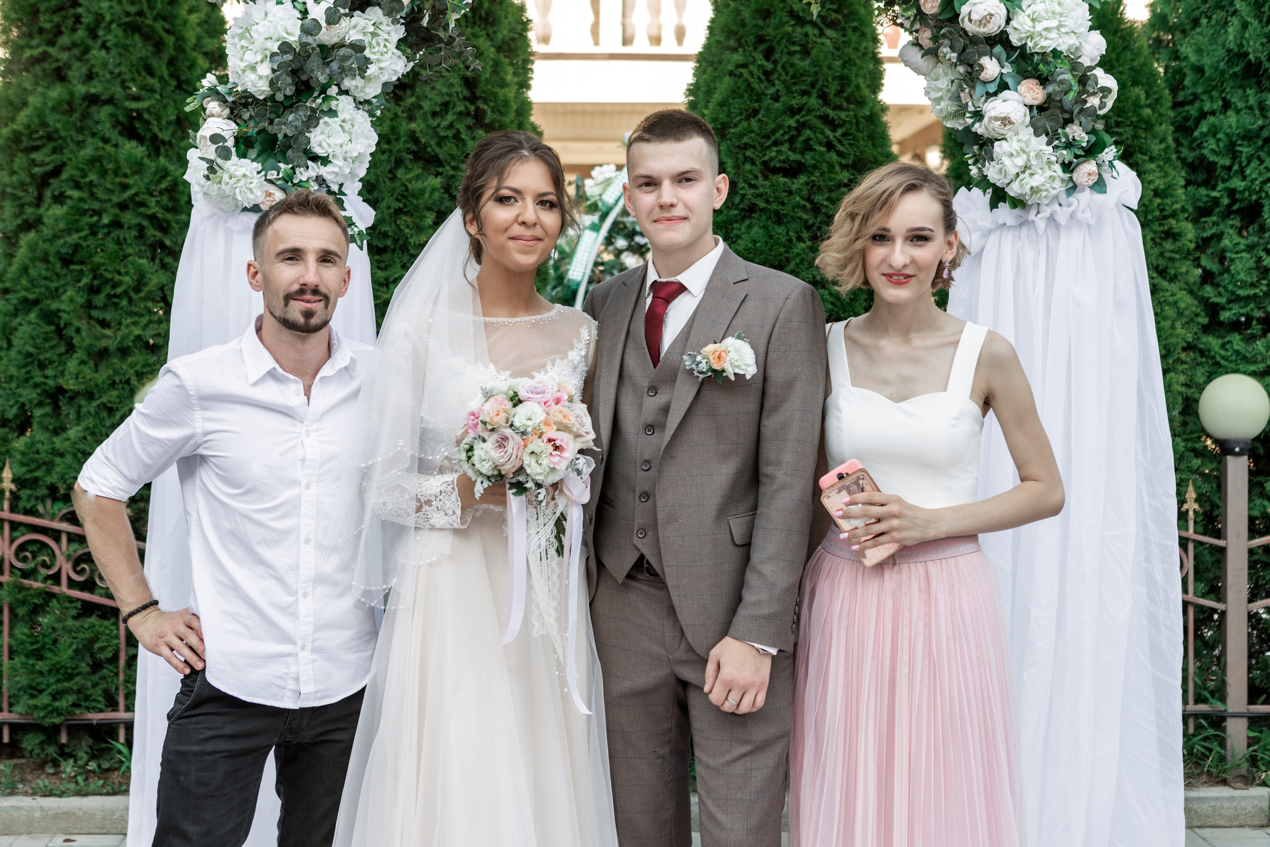 ВИТАЛИЙ + ЯСМИНА ФОТО. Свадебный фотограф и видеограф в Ростове-на-Дону Александр Воронов