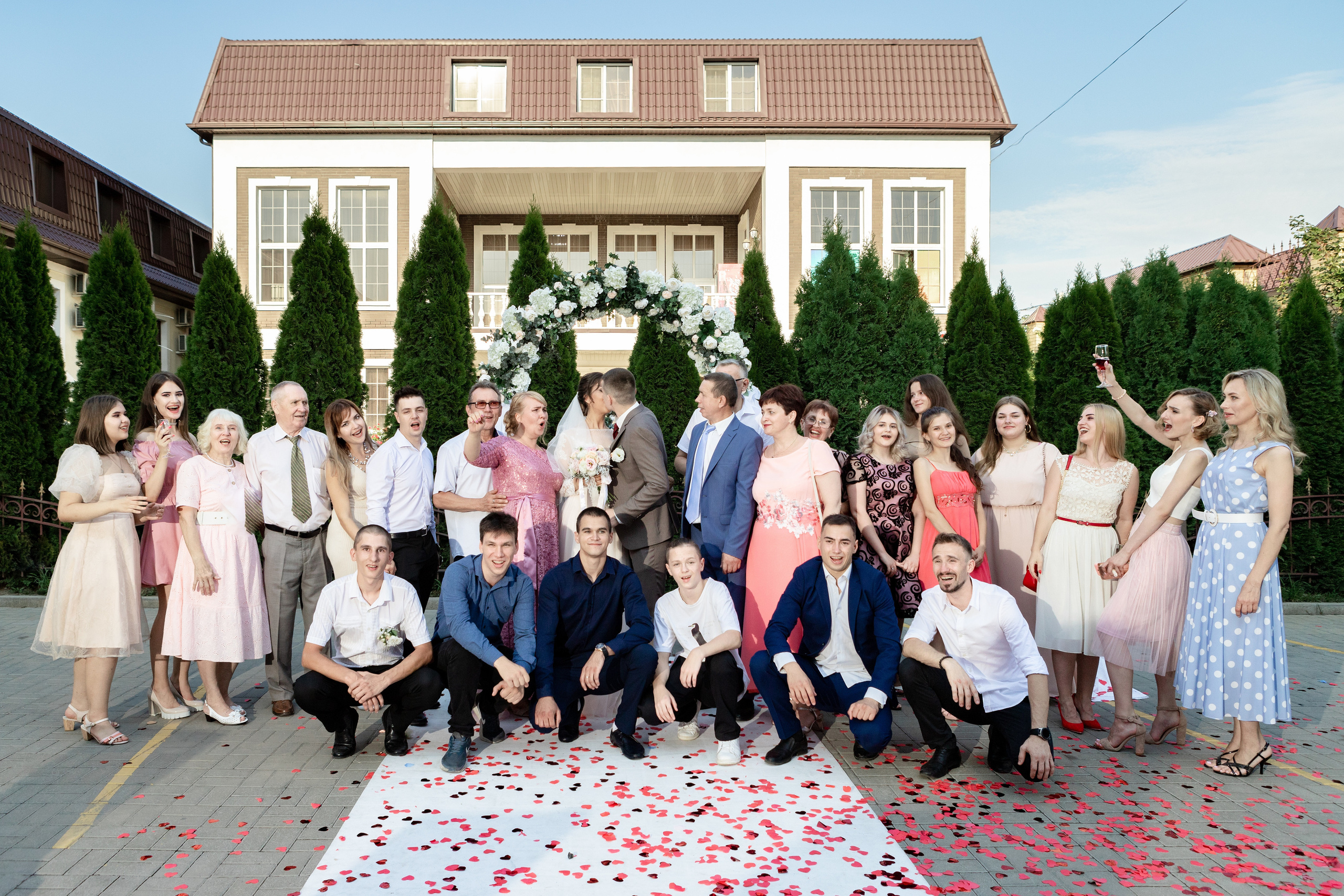 ВИТАЛИЙ + ЯСМИНА ФОТО. Свадебный фотограф и видеограф в Ростове-на-Дону Александр Воронов