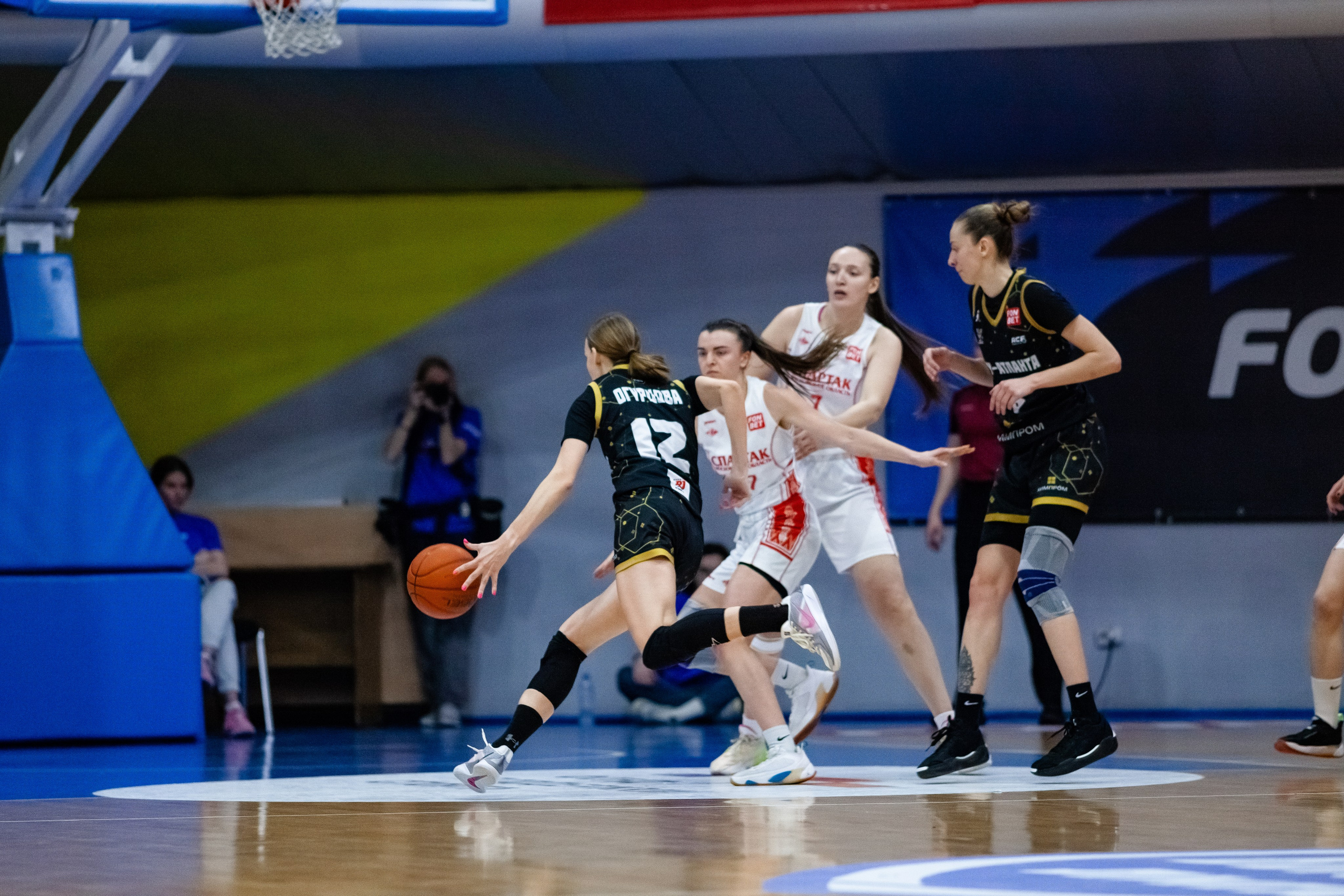 Спартак — ЧГУ-Атланта. Фотография