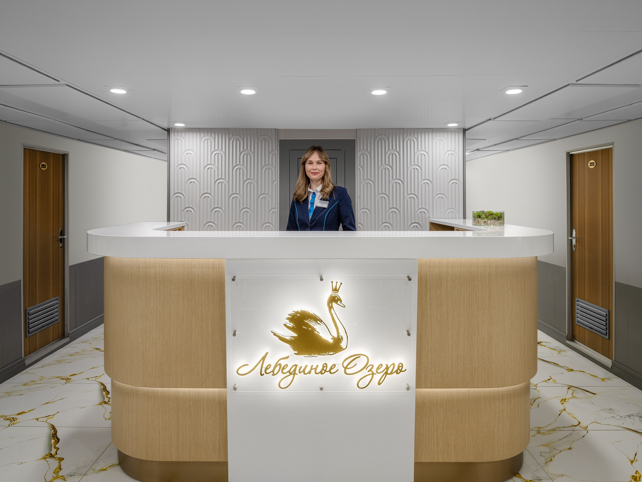 Инфофлот. Вячеслав Лазарев фотографирую интерьеры