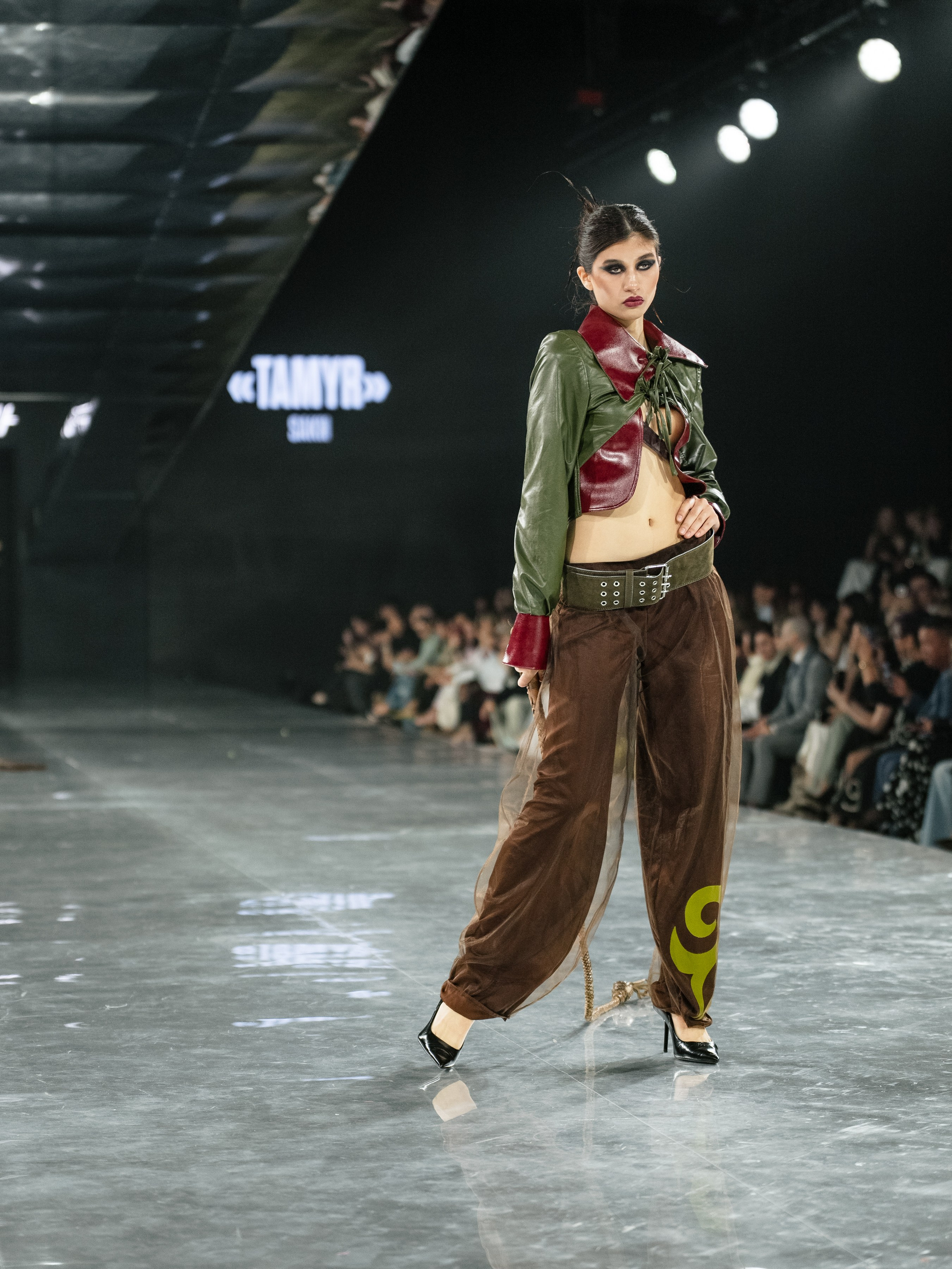 Visa Fashion Week SAKH. Сайт Алматинского НЮ АРТ, будуар и фэшн фотографа Дениса Карпенко