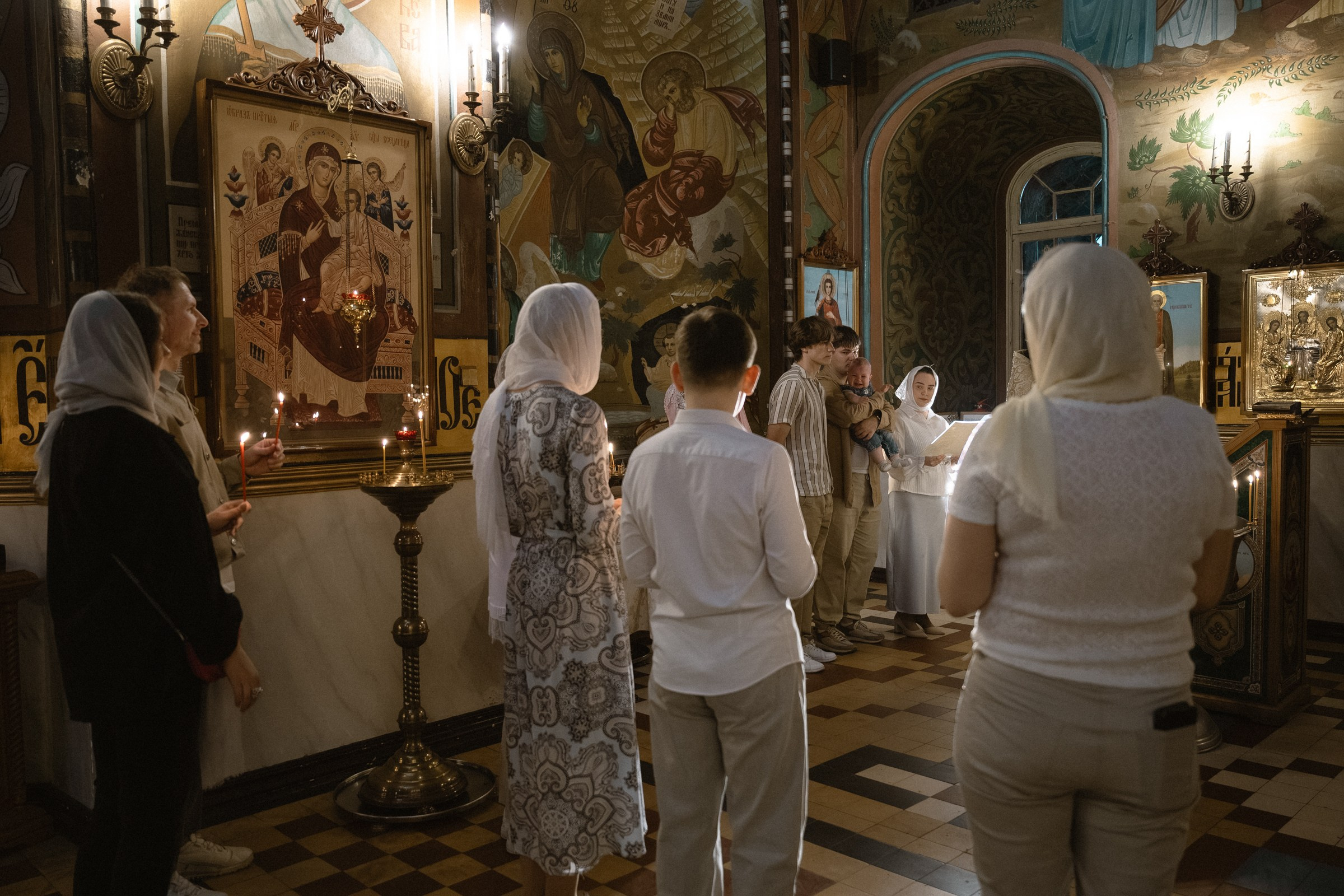 Крещение в&nbsp;соборе Петра и&nbsp;Павла в&nbsp;Петергофе, фотограф на крещение