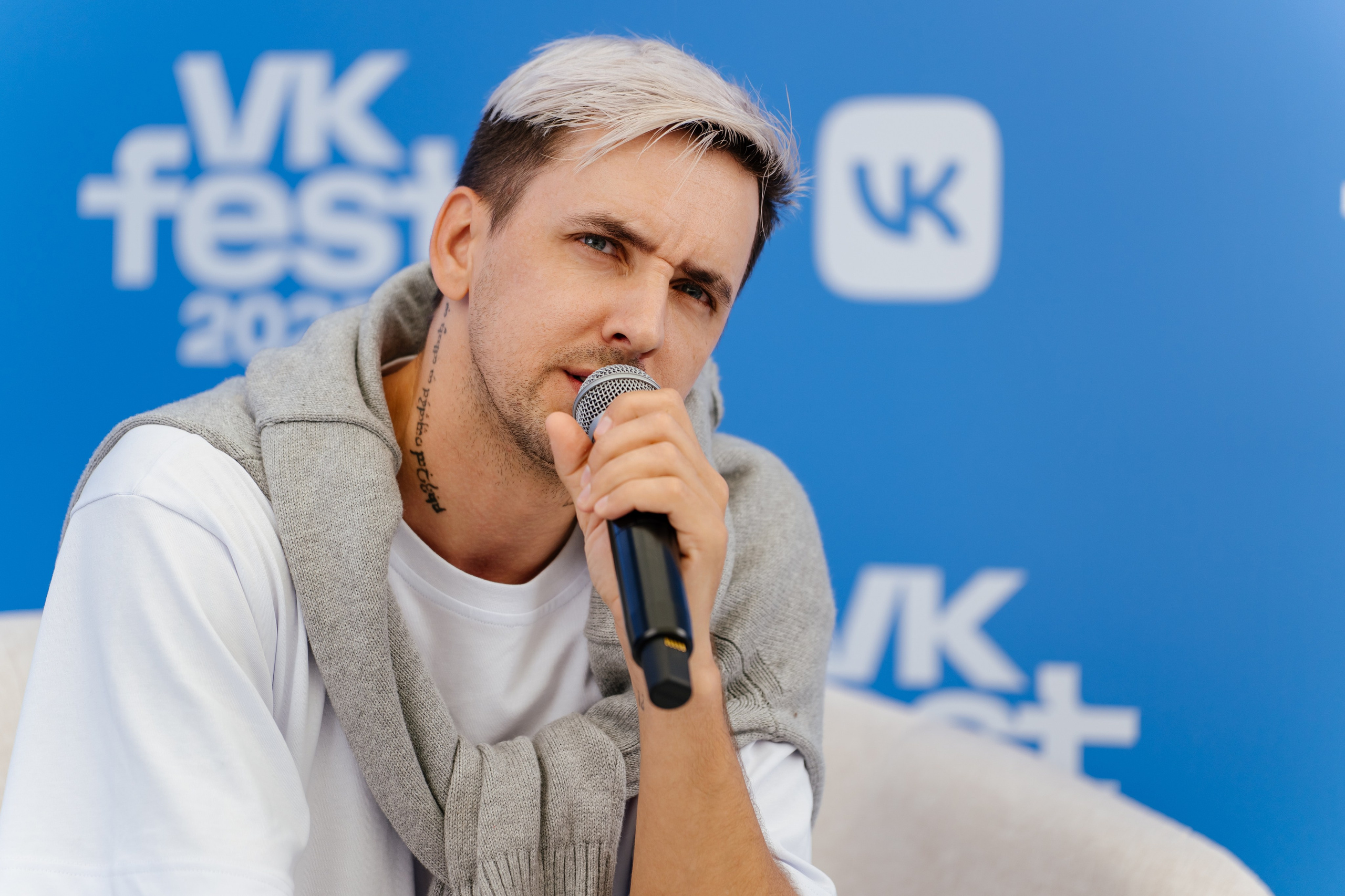 VK FEST Инфлюенсеры. Андрей Сухинин репортажный свадебный фотограф Санкт-Петербург