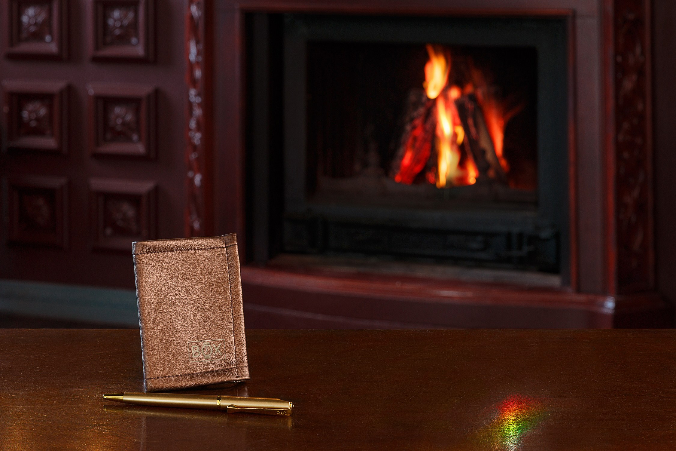 Фотосъемка боксов для часов в интерьере для соцсетей и маркетплейсов. Профессиональный фотограф в Санкт-Петербурге. Сергей Пушкин