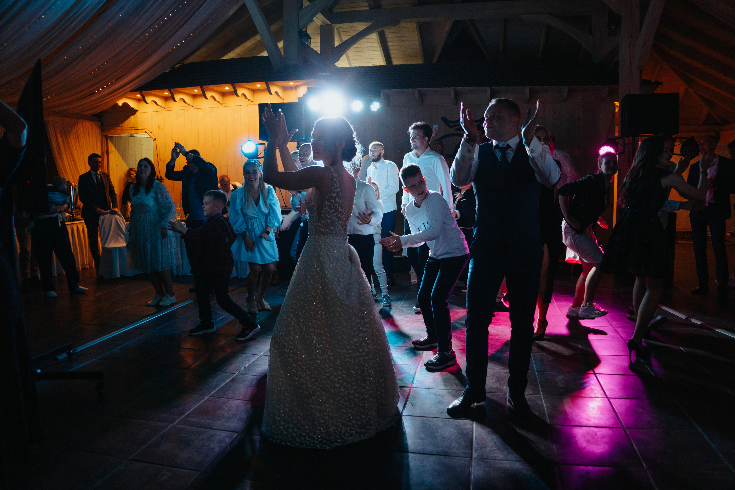 Роман и Анна. Студия Davinchi — Фото и видеосъёмка свадеб и мероприятий