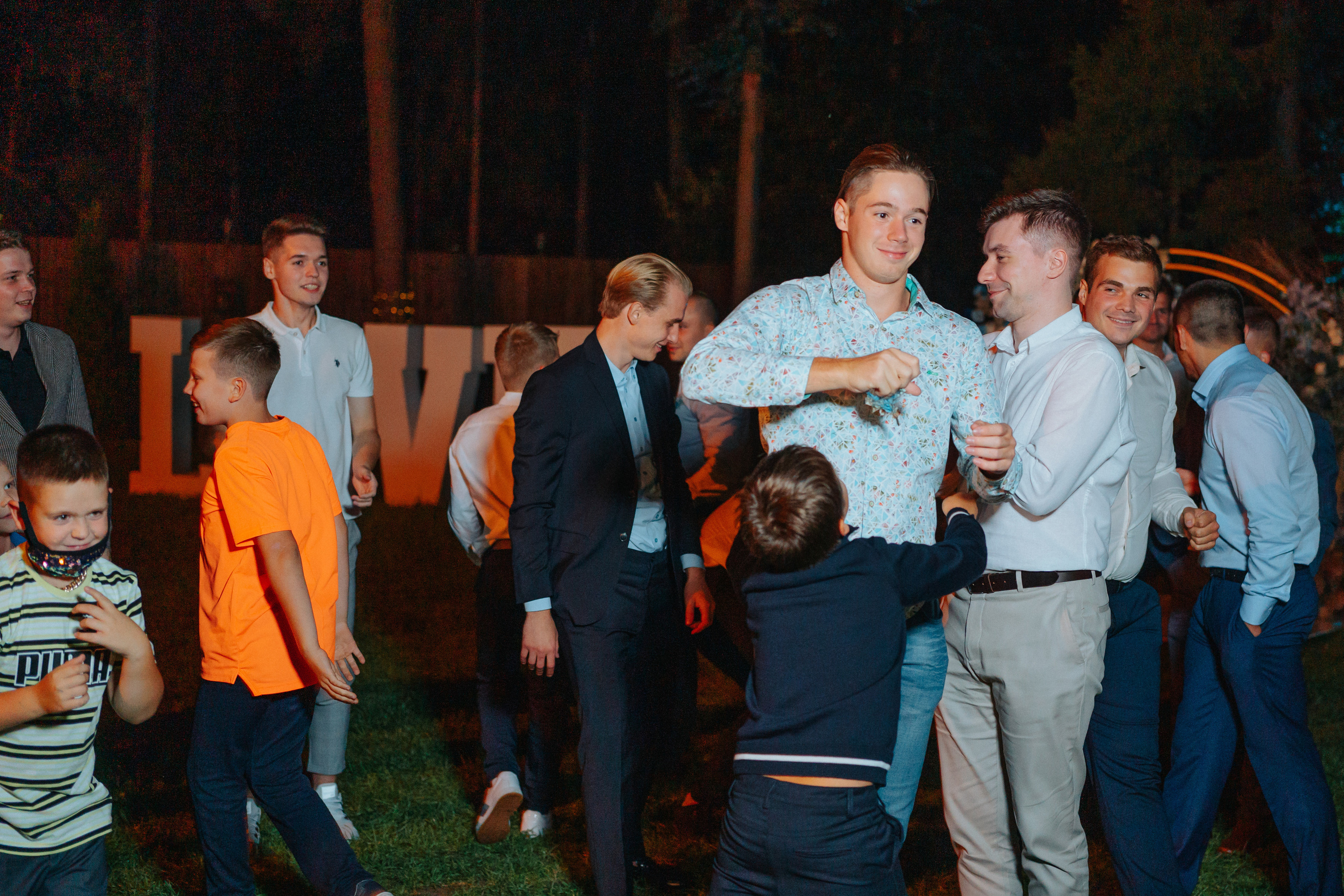 Роман и Анна. Студия Davinchi — Фото и видеосъёмка свадеб и мероприятий