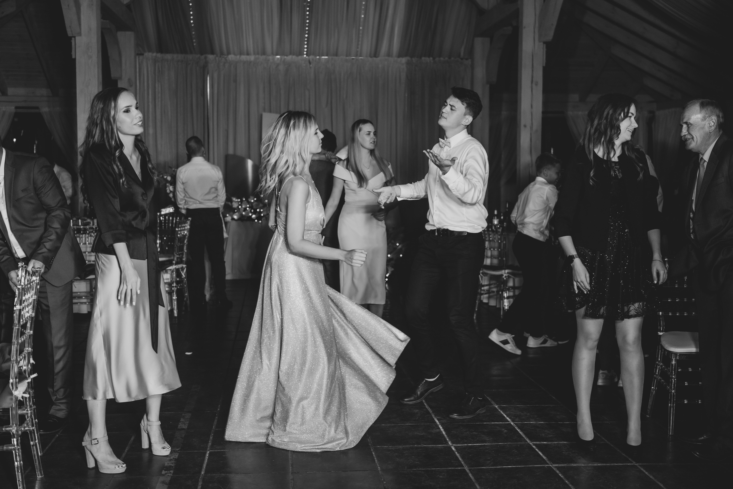 Роман и Анна. Студия Davinchi — Фото и видеосъёмка свадеб и мероприятий