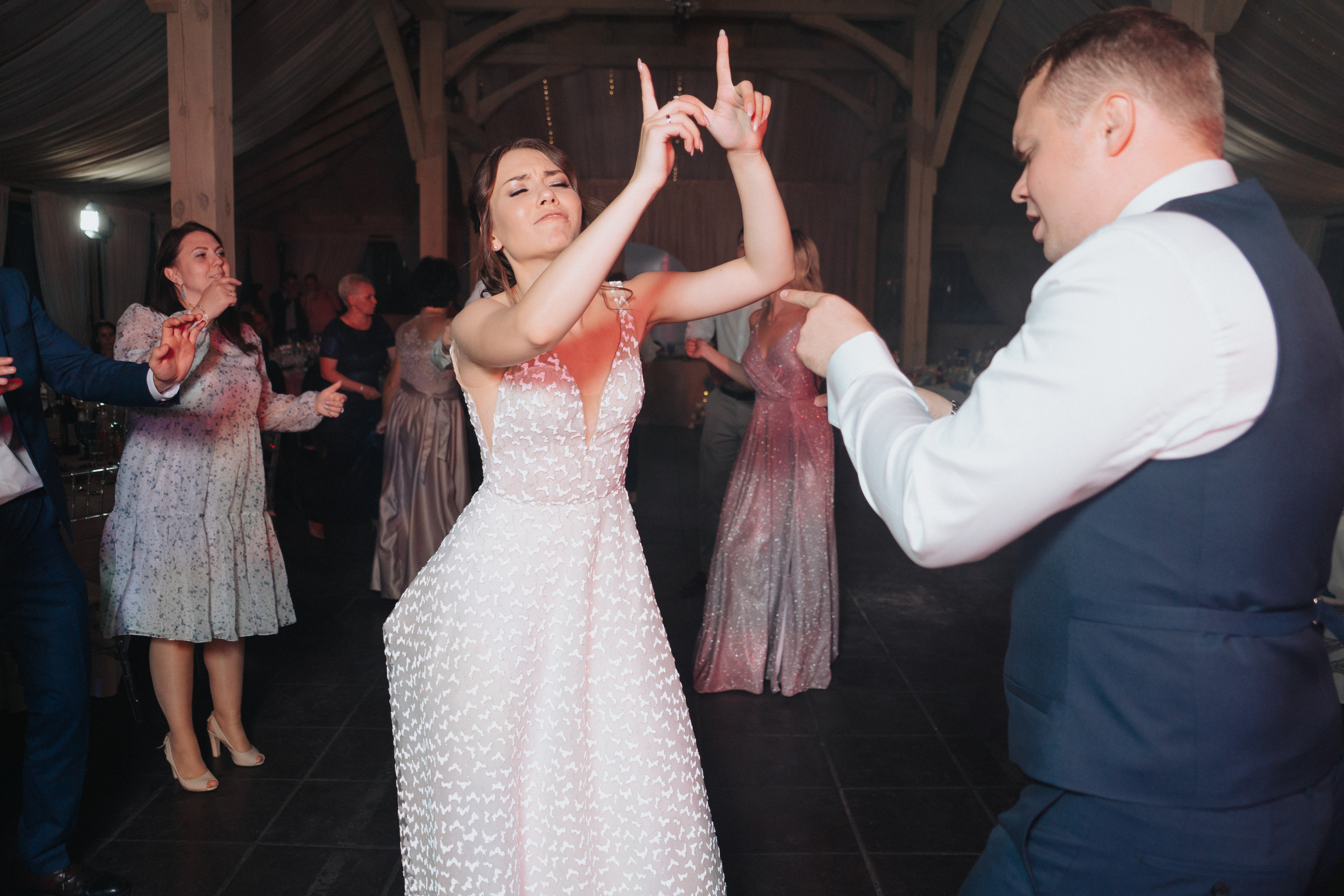 Роман и Анна. Студия Davinchi — Фото и видеосъёмка свадеб и мероприятий