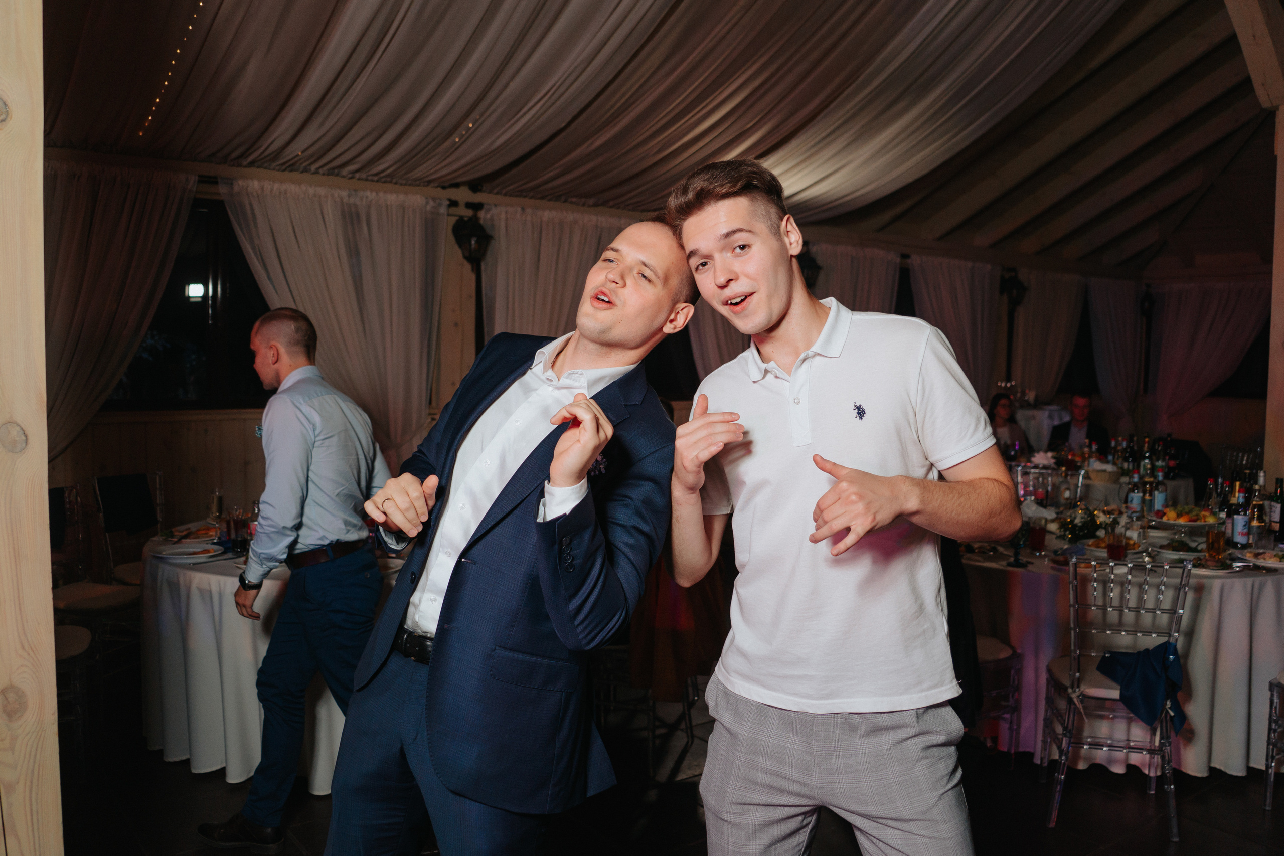 Роман и Анна. Студия Davinchi — Фото и видеосъёмка свадеб и мероприятий