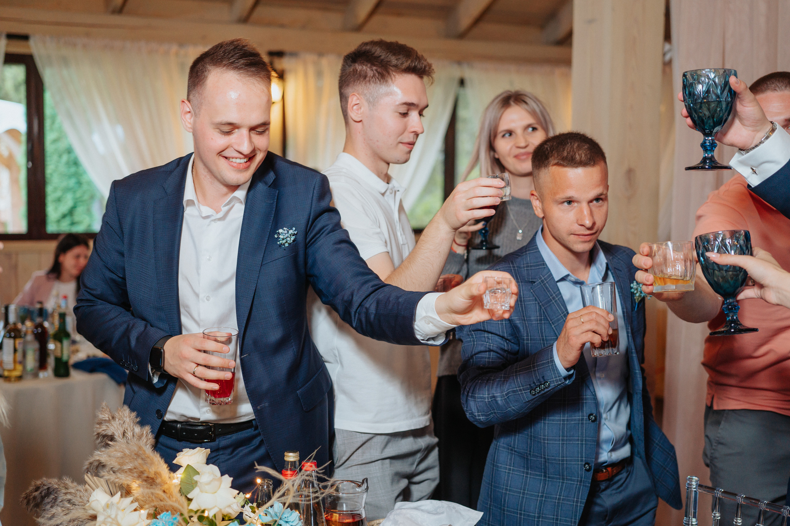 Роман и Анна. Студия Davinchi — Фото и видеосъёмка свадеб и мероприятий