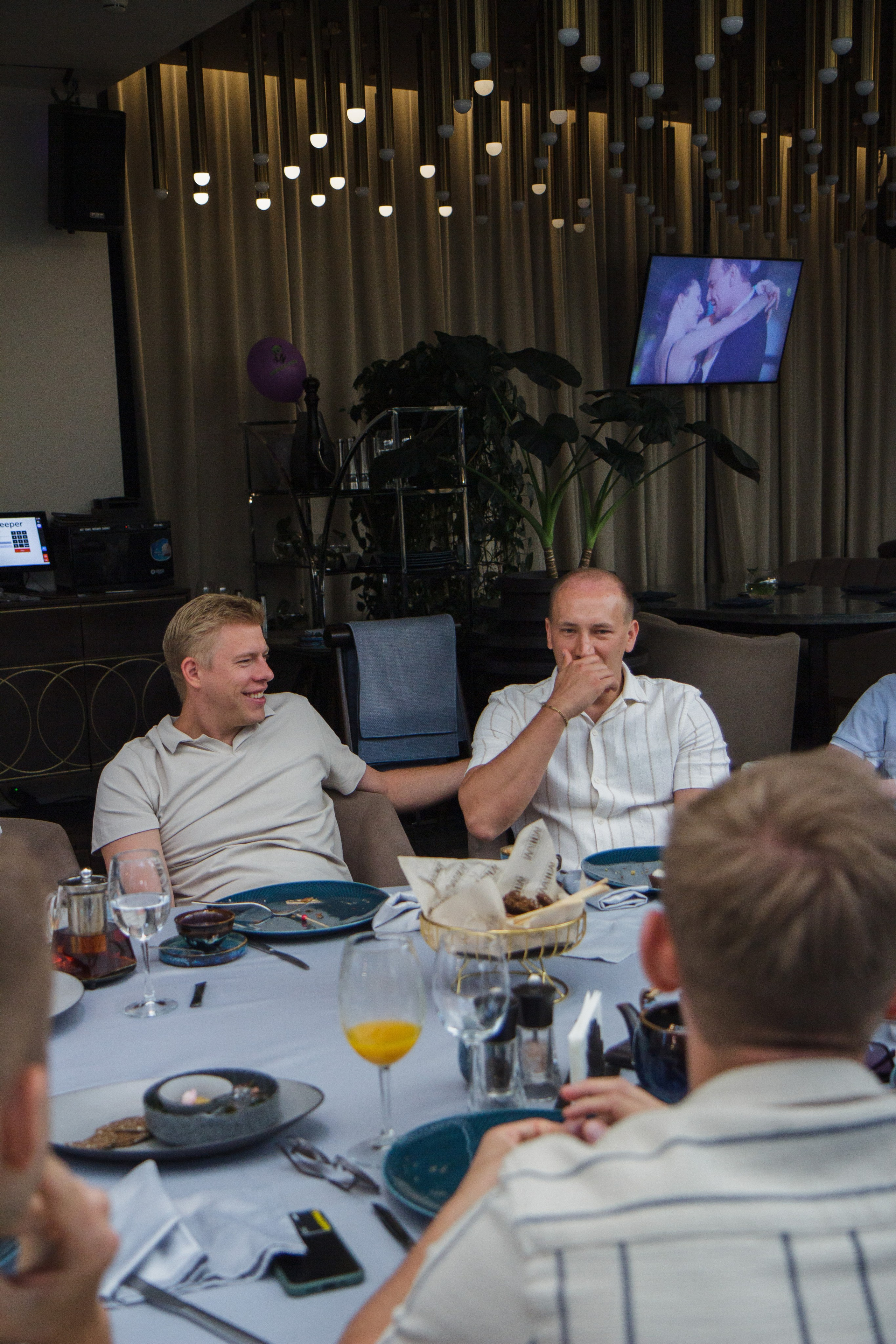 Бизнес-завтрак Германа Гаврилова. Фотограф Москва — личные фотосессии, лавстори в студии