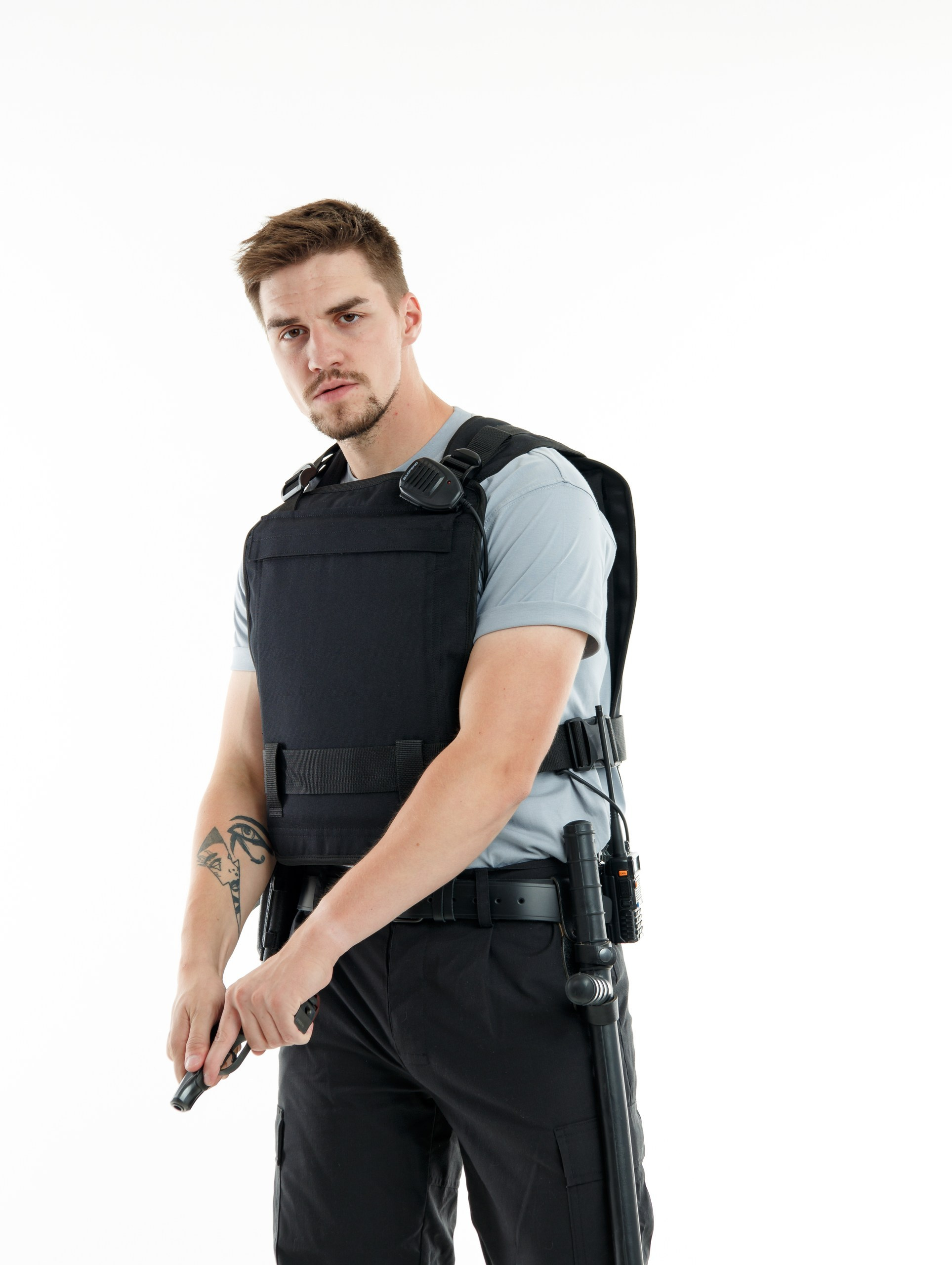 Съёмка бронежилетов. Студия коммерческой съемки ХВОЯ