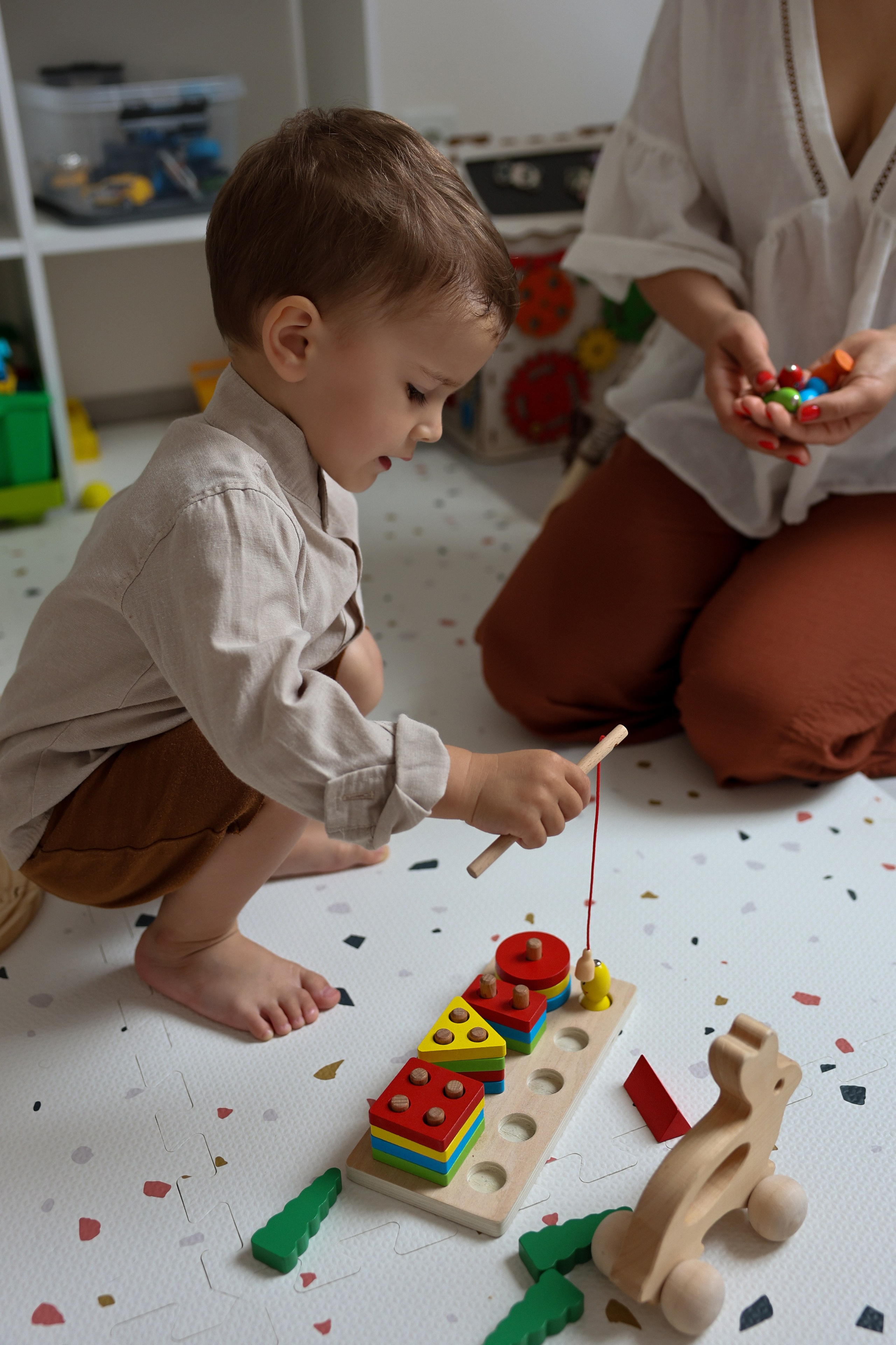 Катя и Платон играют. Ваш семейный newborn и lifestyle фотограф в СПБ Наталья Журавлева