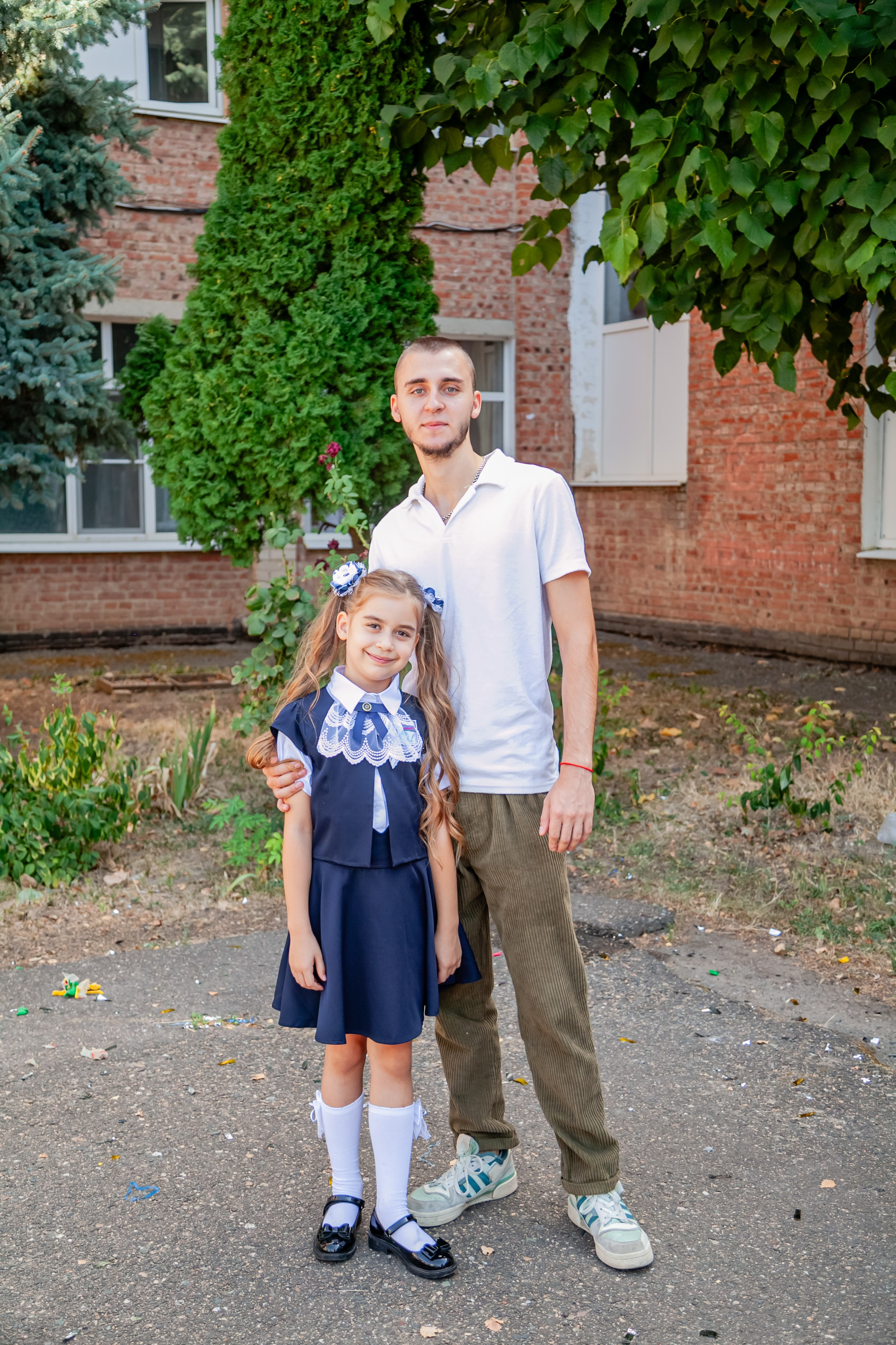 1 сентября линейка. Свадебный и семейный фотограф в Армавире