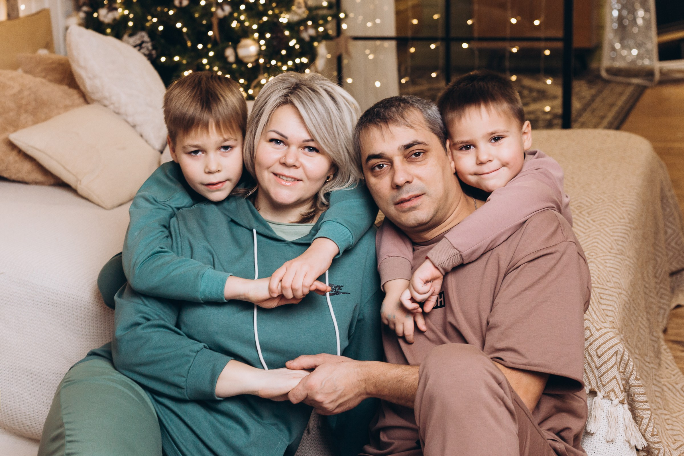 Анастасия с семьей. Свадебный и семейный фотограф в Новосибирске Дарья Кель