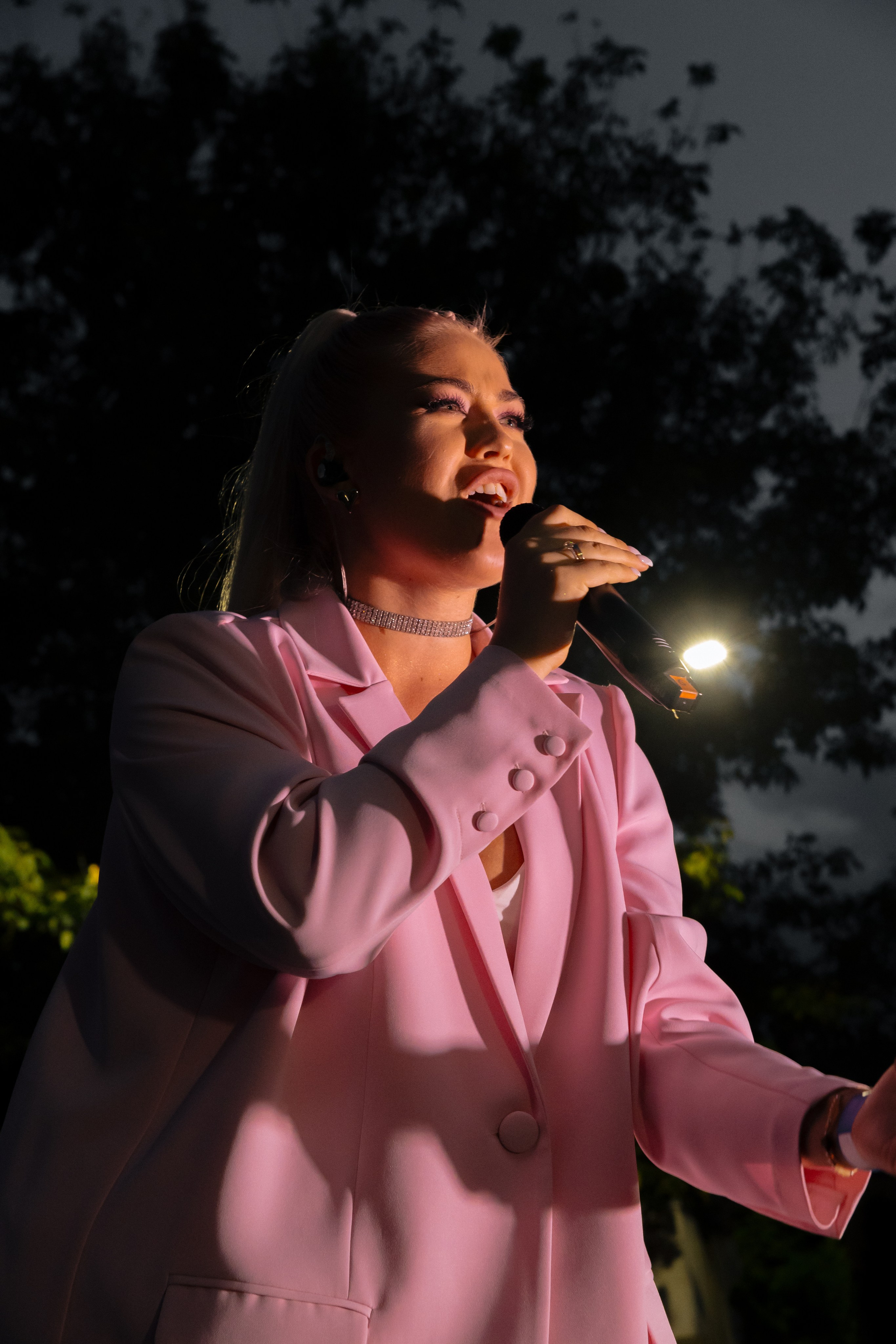 Вечеринки концерты движ. Свадебный, love фотограф