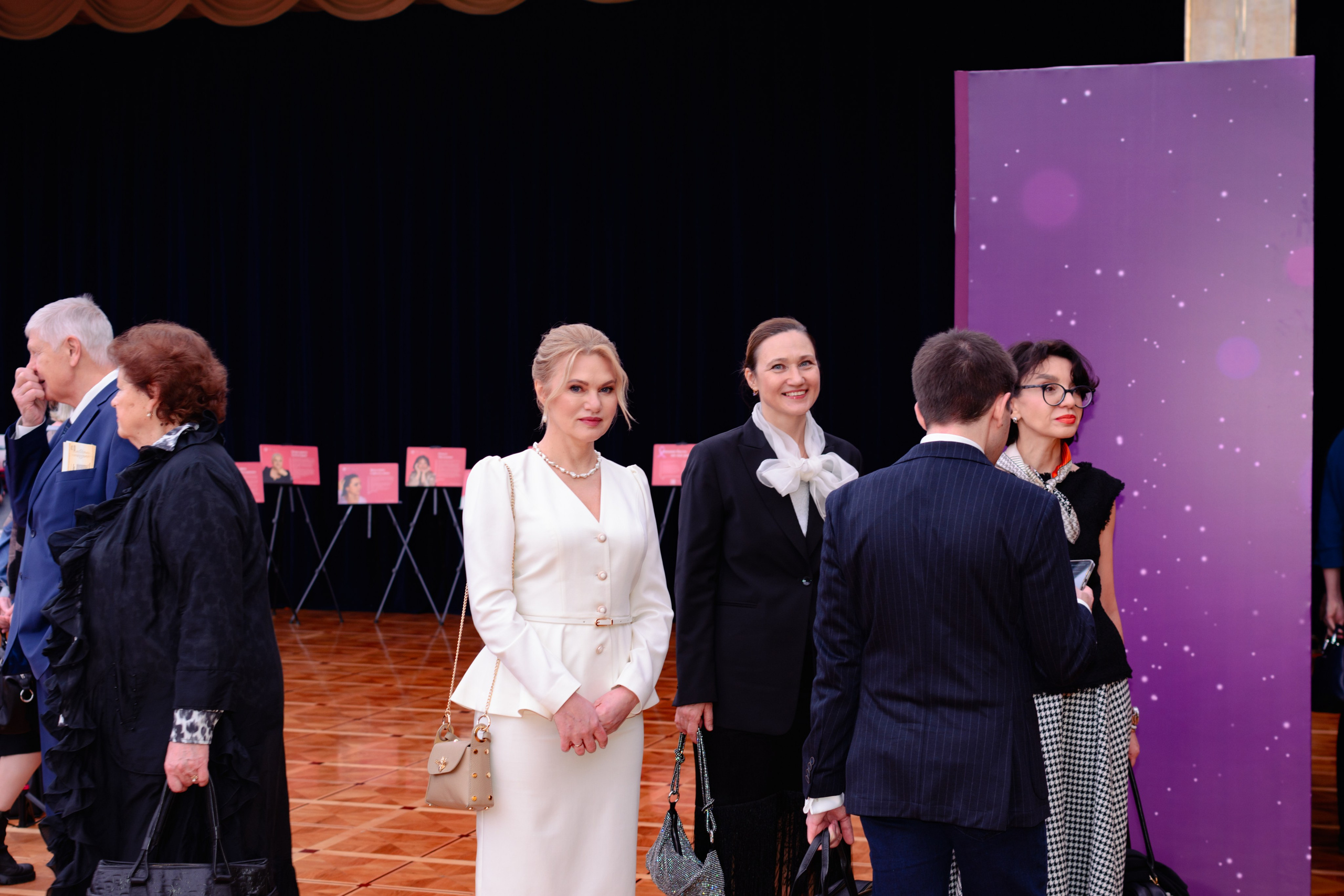 Премия «Будем жить» 2025 г. Государственный Кремлевский Дворец. Портретный и репортажный Фотограф в Москве Александра Комарницкая