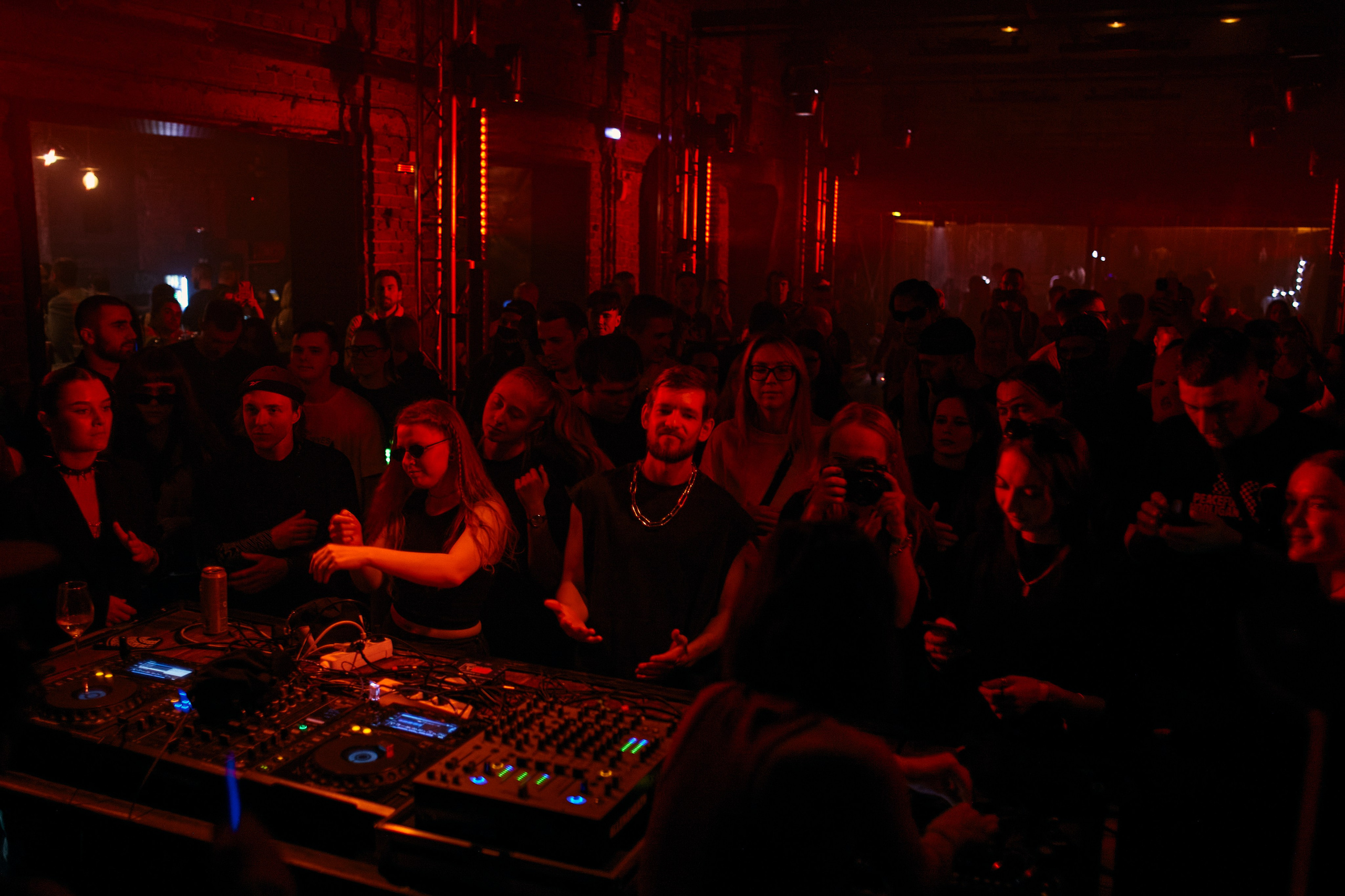 Репортаж Techno Room | Фотосъёмка в Екатеринбурге. Портретный и репортажный фотограф в Екатеринбурге