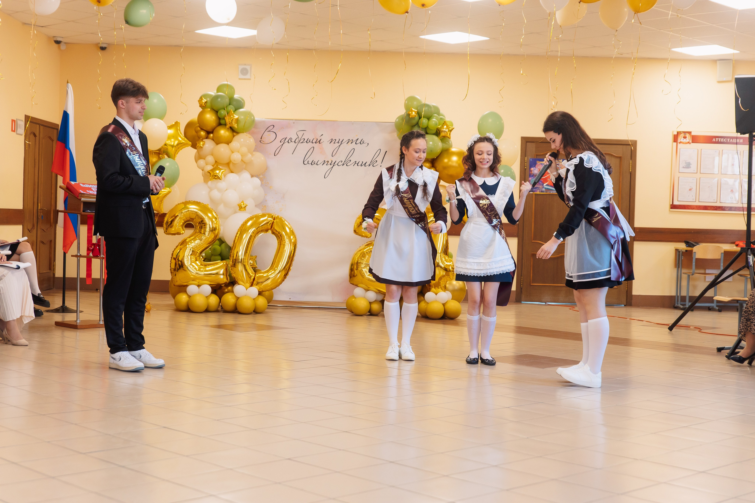 Последний звонок. Фотограф в Кронштадте и Санкт-Петербурге Анастасия Коваленко