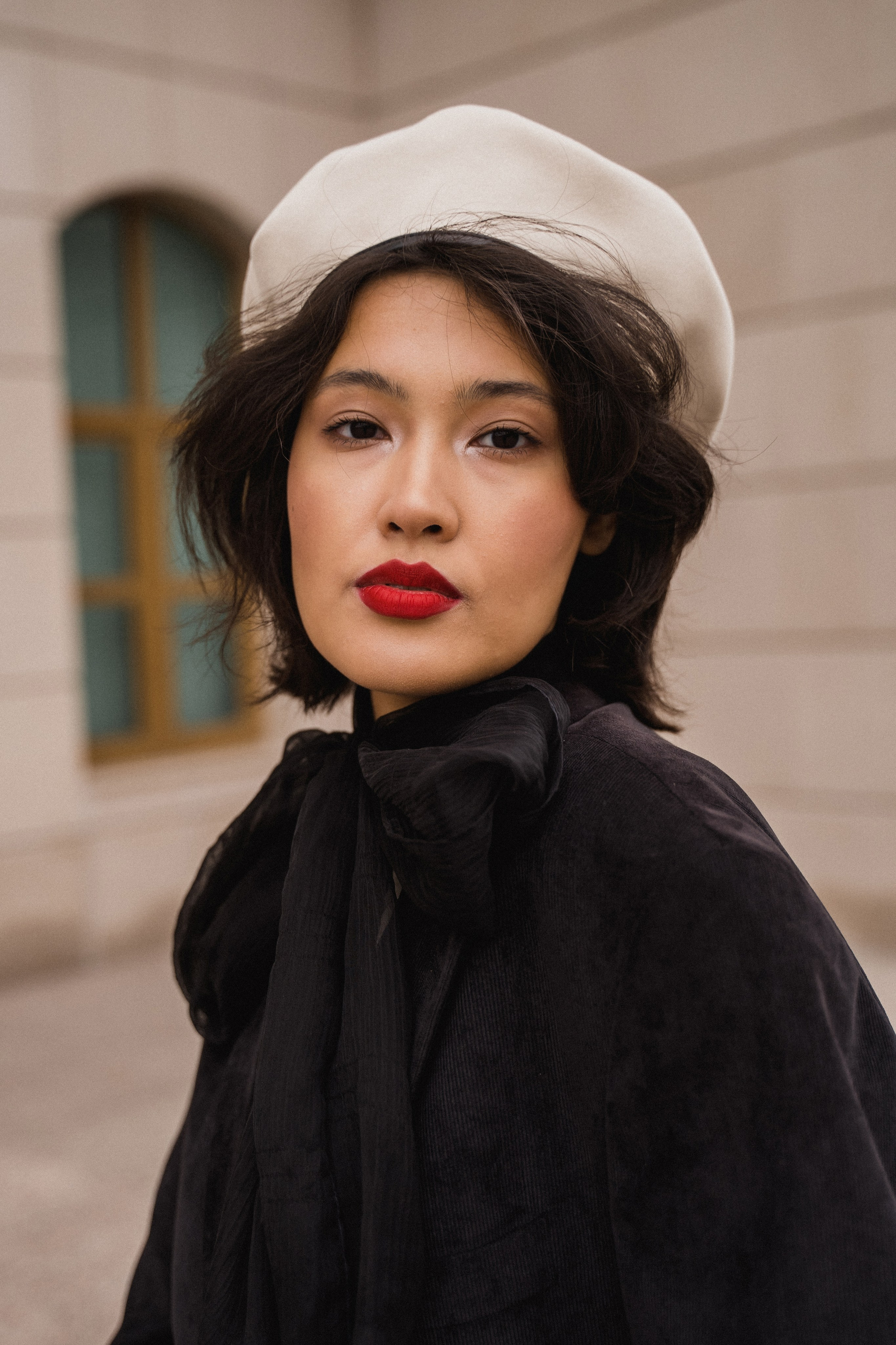 В городе Т. Истории