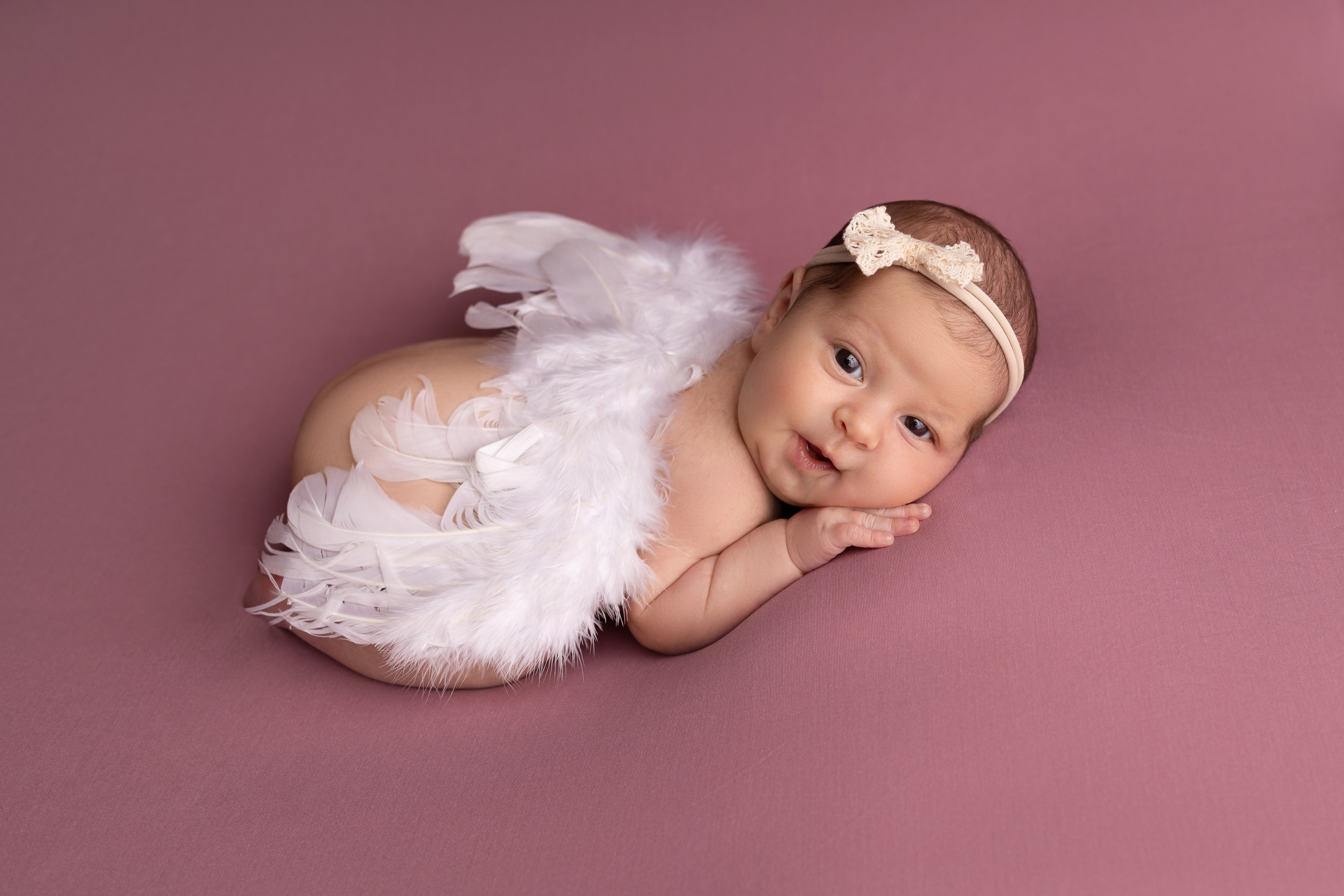 Классическая фотосессия малыша. Фотограф новорожденных малышей в Омске и Омской области Эльвира Камаева