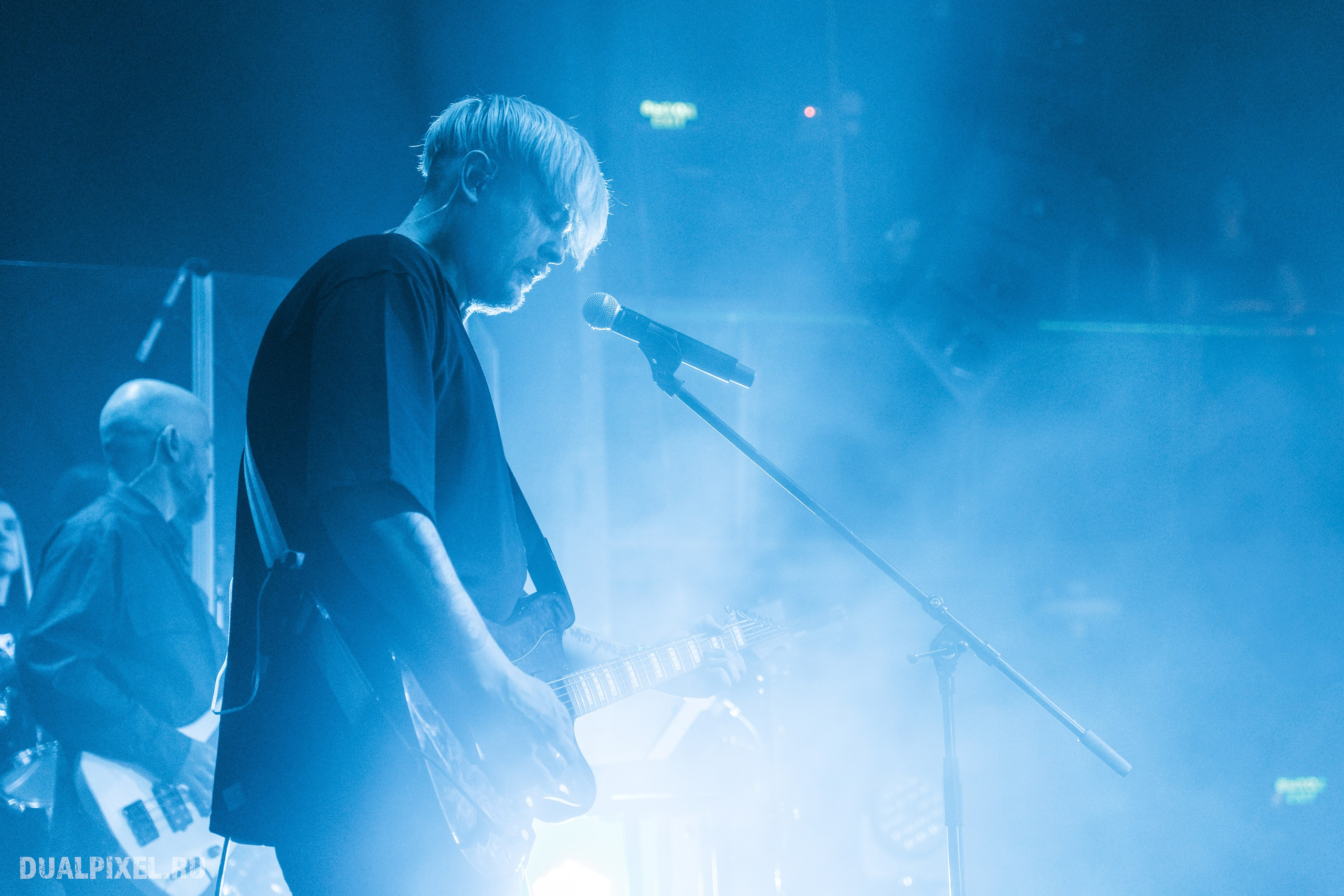 DenDerty концерт в Москве 30.03.2025. Магия музыки в кадре: Концертная Фотография