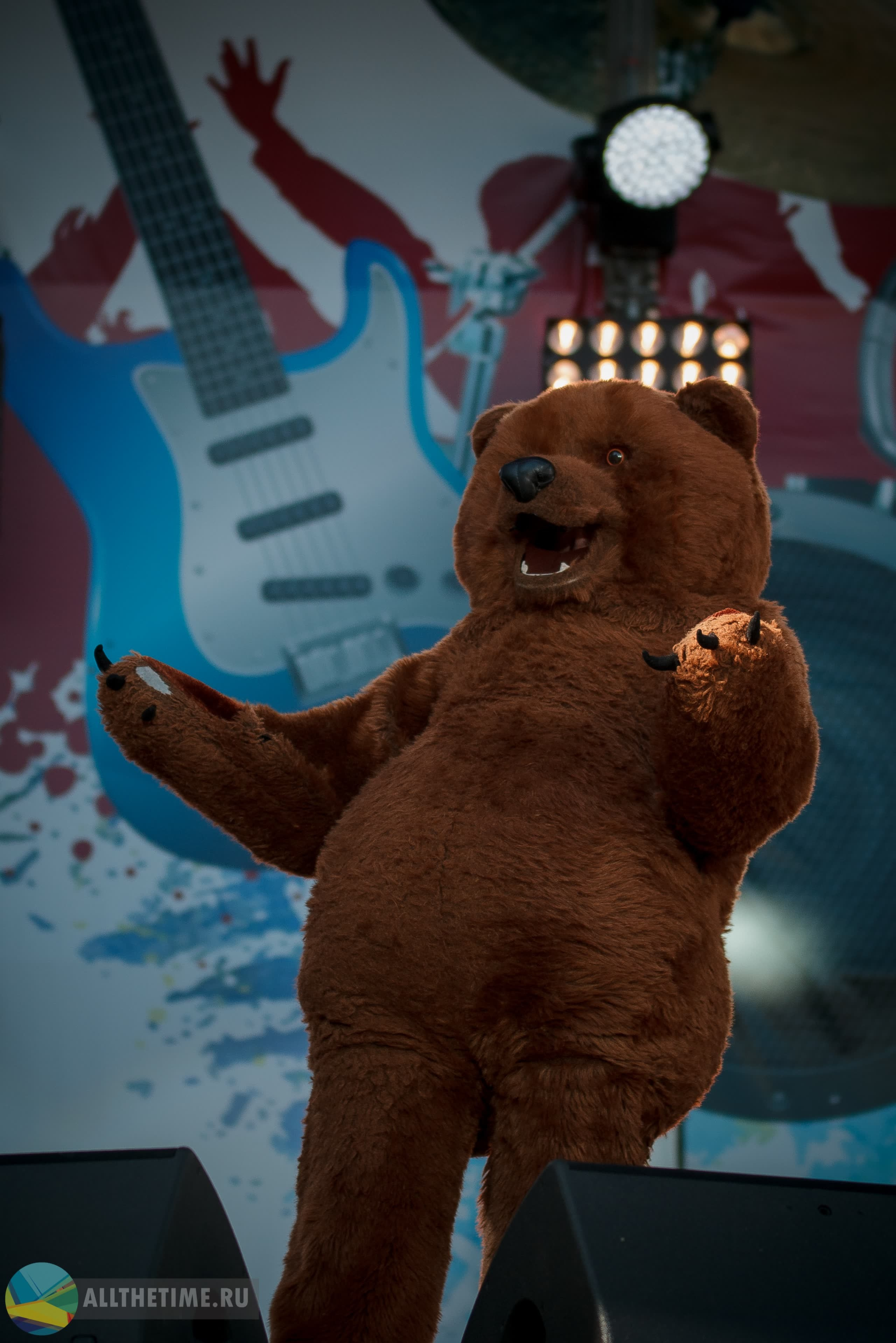 НАШИ В ГОРОДЕ. Магия музыки в кадре: Концертная Фотография