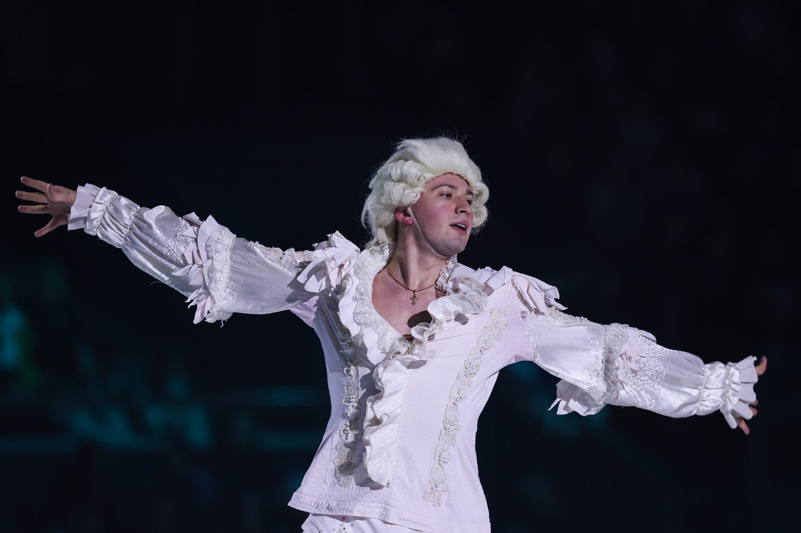 «Вечера на хуторе» ледовое шоу 25.12.2025. Спортивный и репортажный фотограф Антон Тереханов