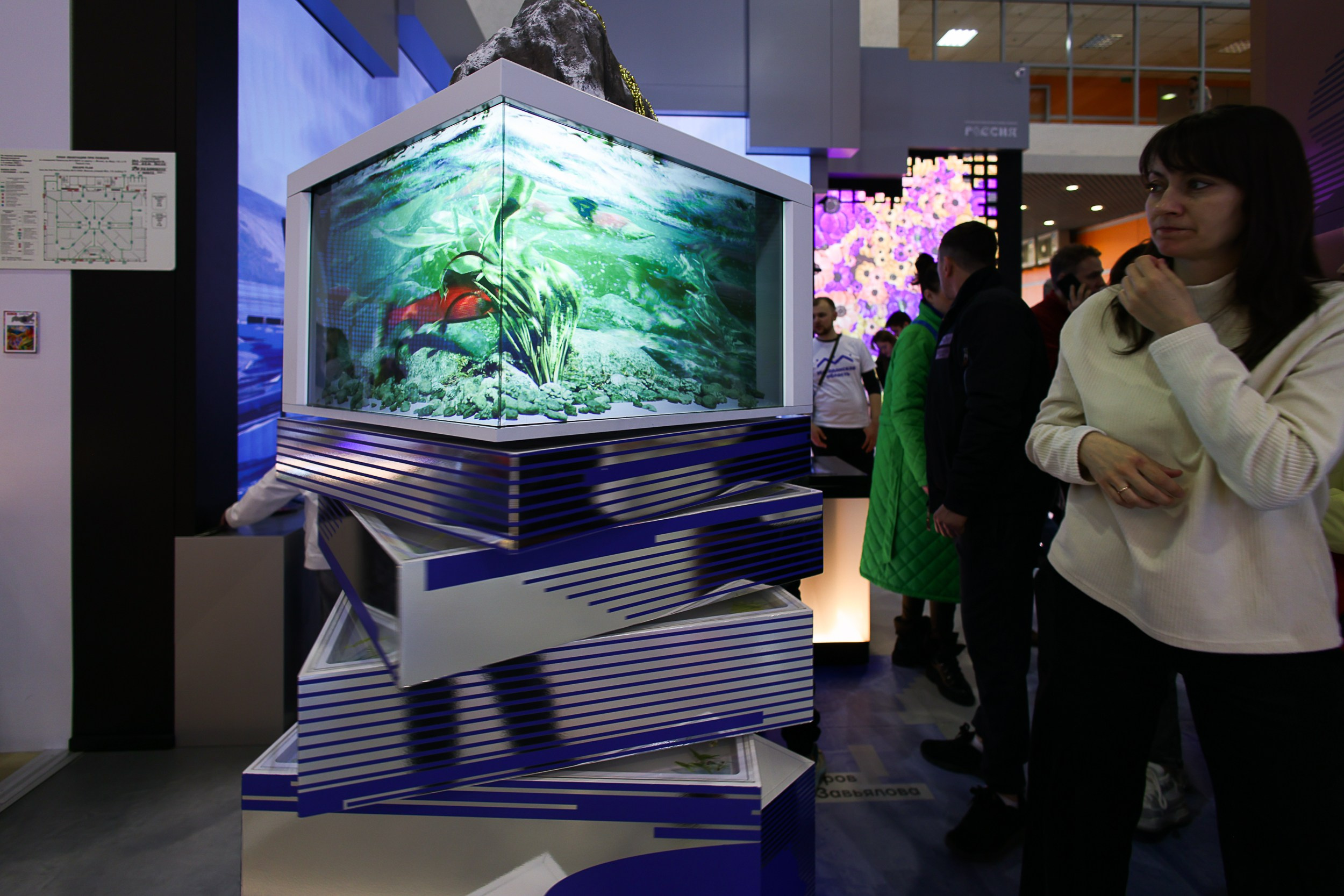 Выставка «Россия». Репортажный, архитектурный, театральный и файн-арт фотограф Лена Мельникова в Москве