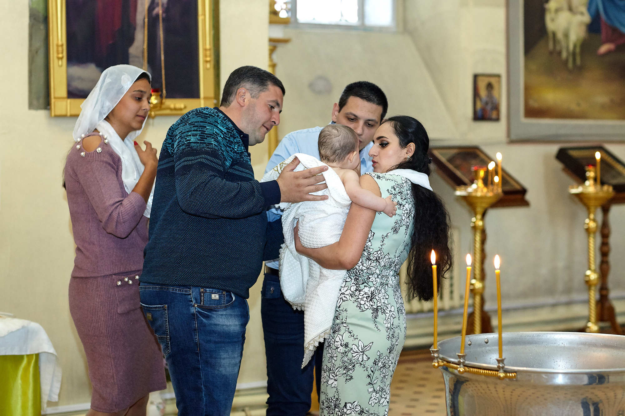 Таинство крещения Ростов на Дону. Фото видео съёмка в Белой Калитве дуэт Герман и Инна
