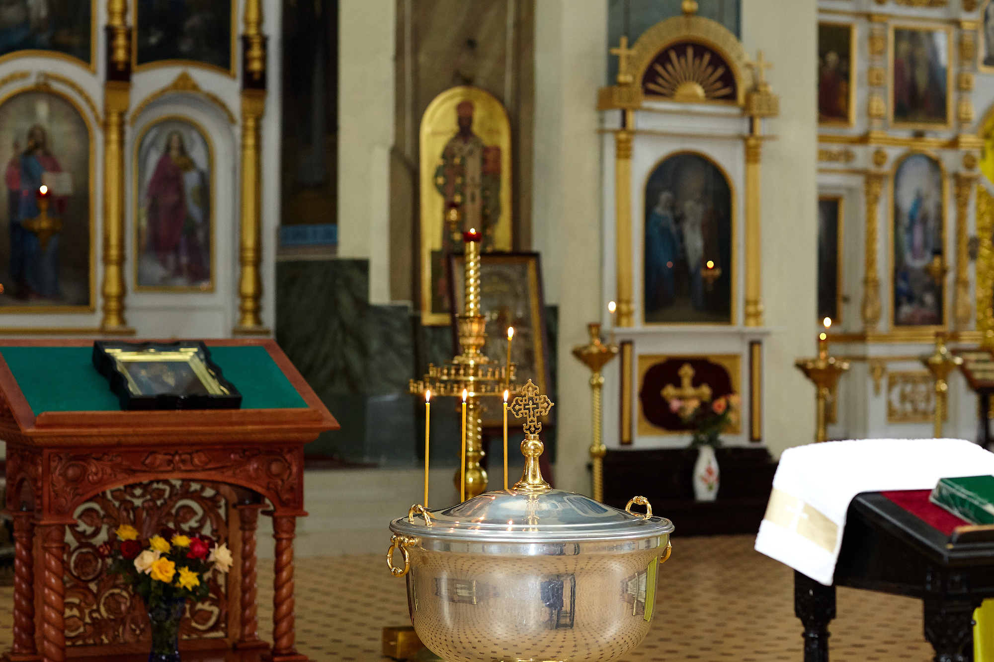 Таинство крещения Ростов на Дону. Фото видео съёмка в Белой Калитве дуэт Герман и Инна