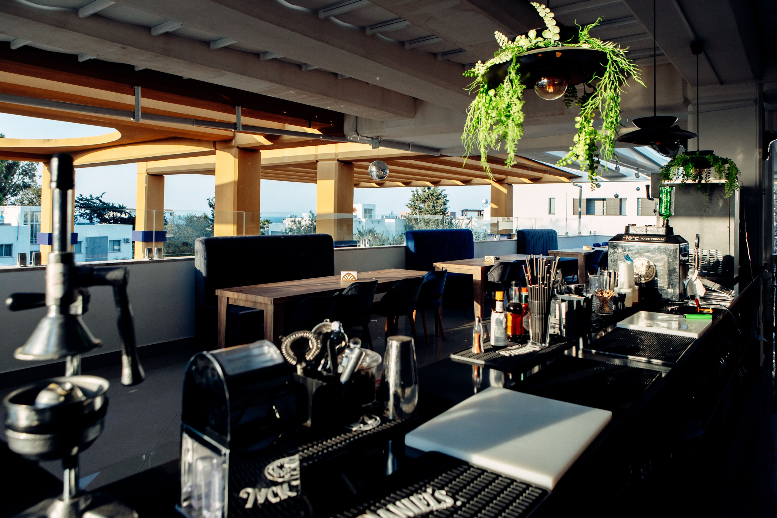 Orlando Starlux. Photographer in Batumi, Georgia Pavel Sharnikov