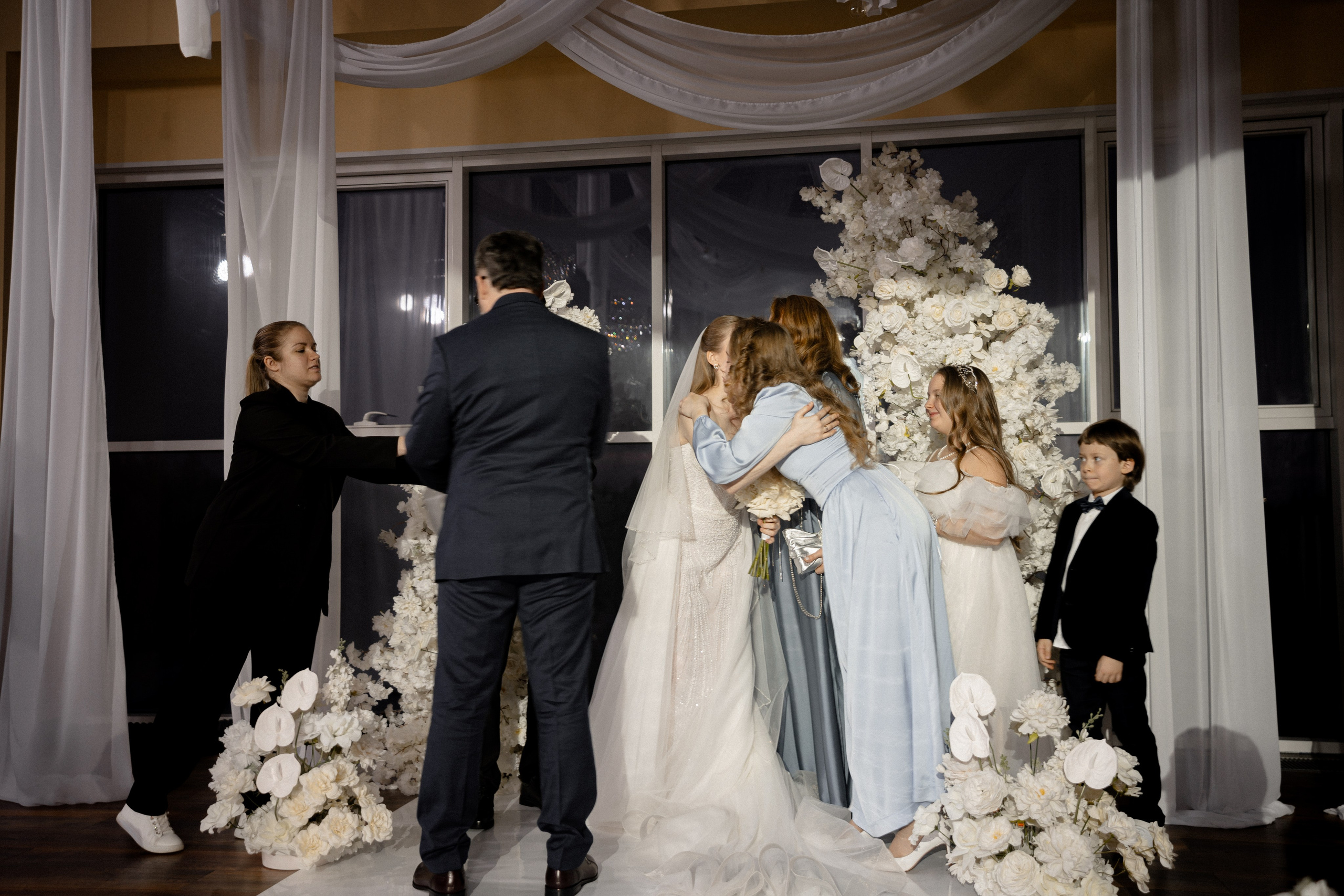 ПОЛНЫЙ СВАДЕБНЫЙ ДЕНЬ 8 ЧАСОВ. Профессиональный фотограф, Санкт-Петербург — Виктория Богомолова