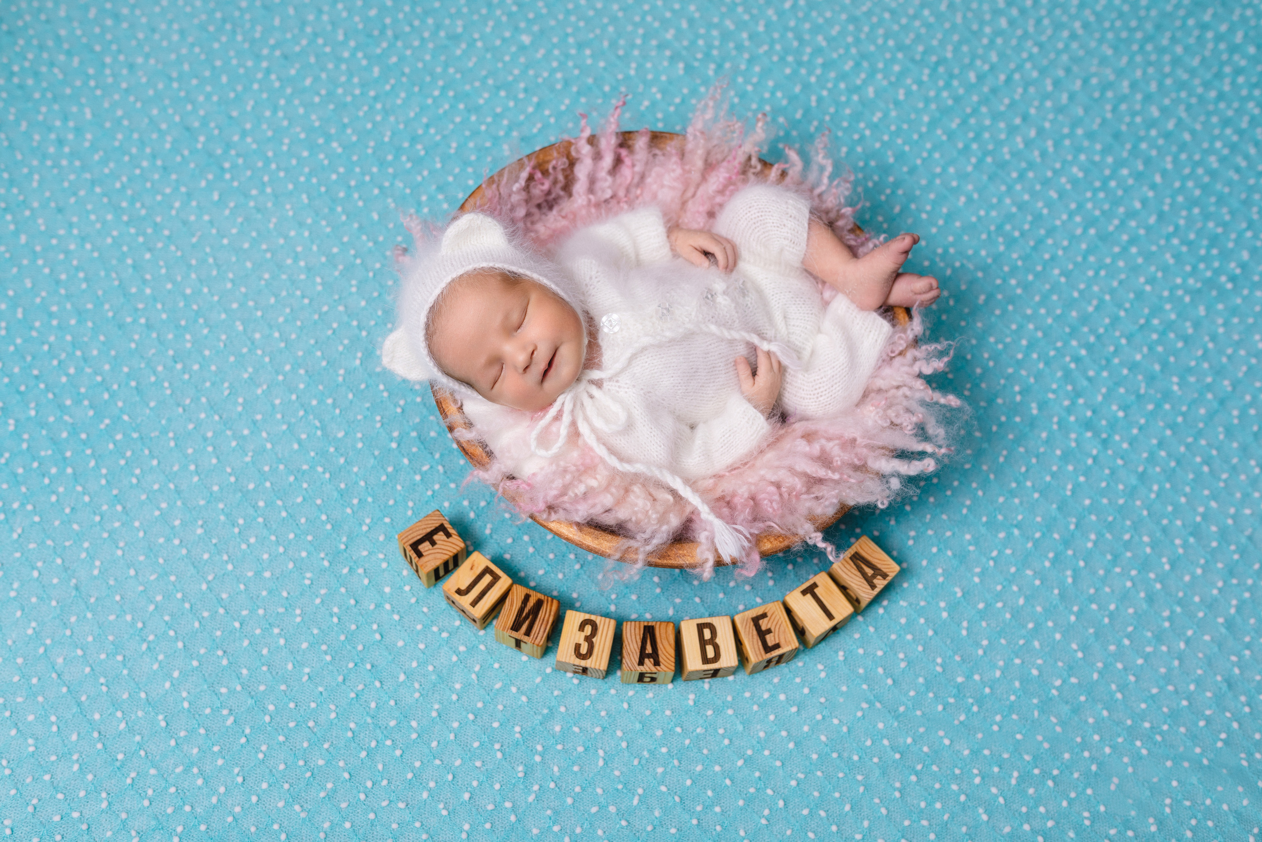 Фотограф новорождённых Псков