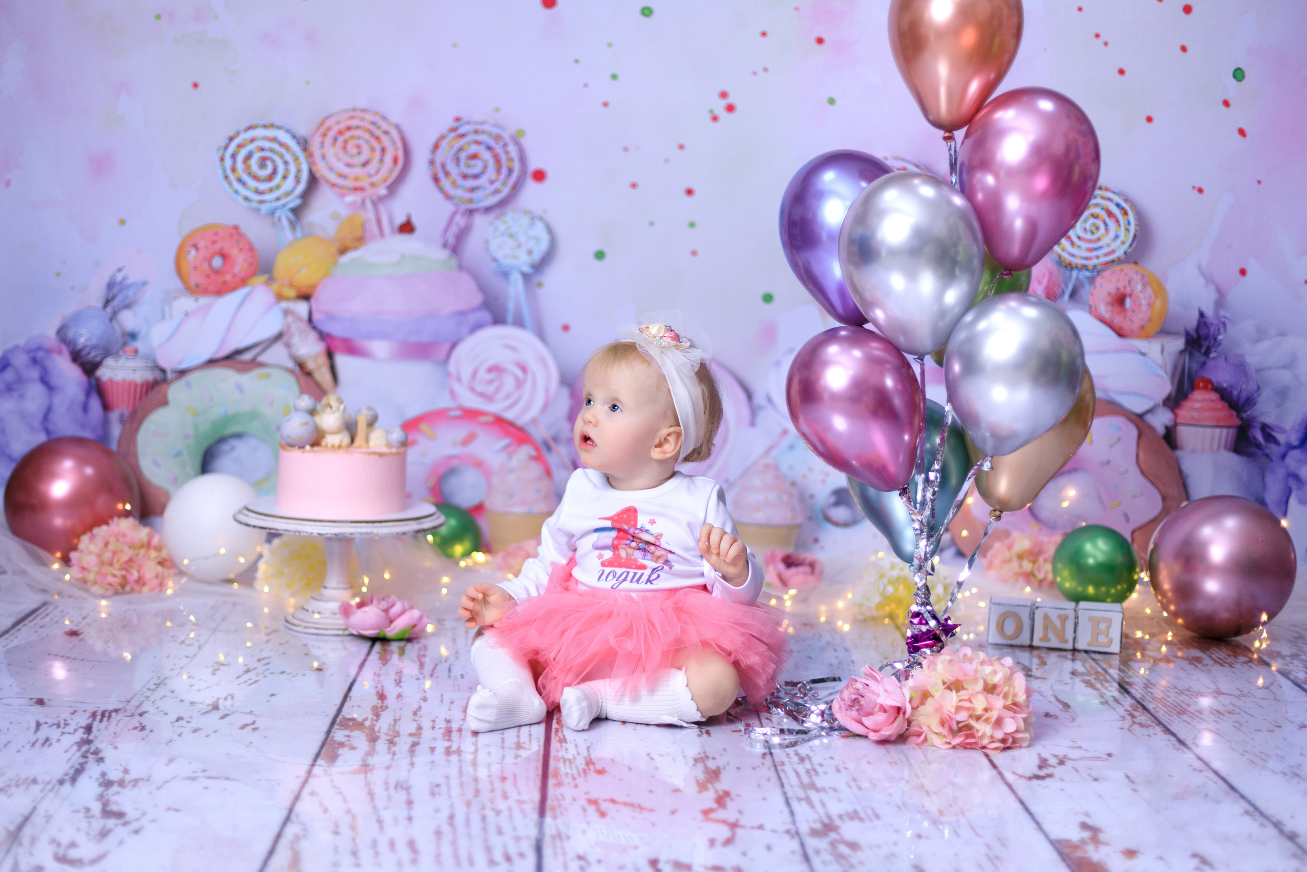 С тортиком. Фотограф новорождённых Псков