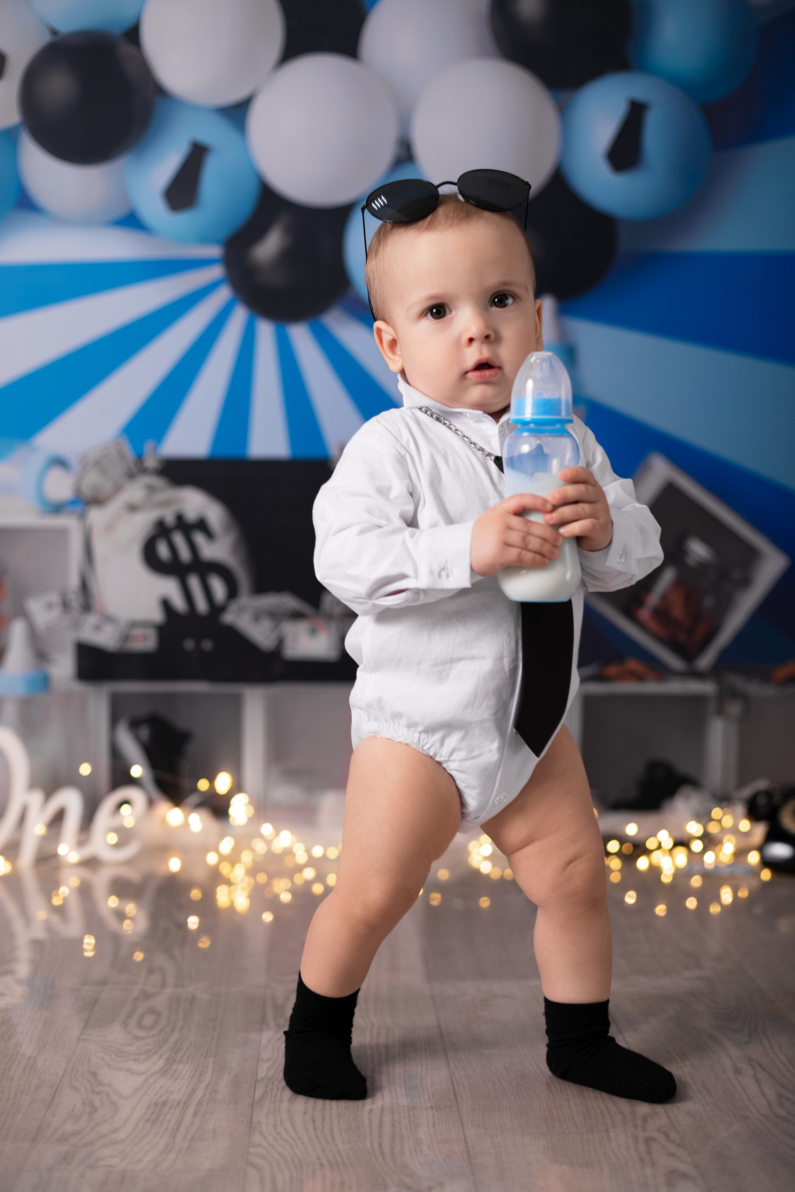 С тортиком. Фотограф новорождённых Псков