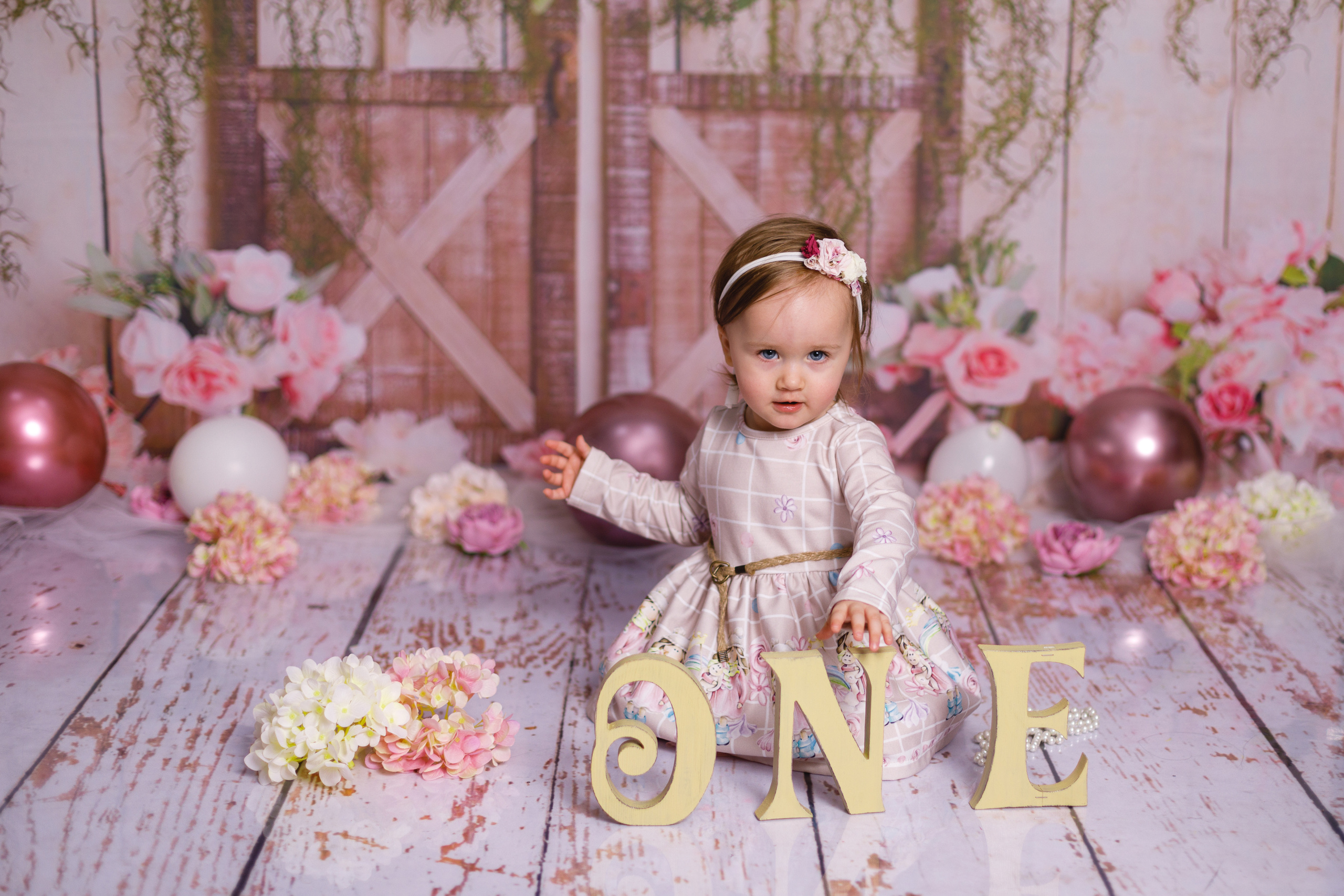 С тортиком. Фотограф новорождённых Псков