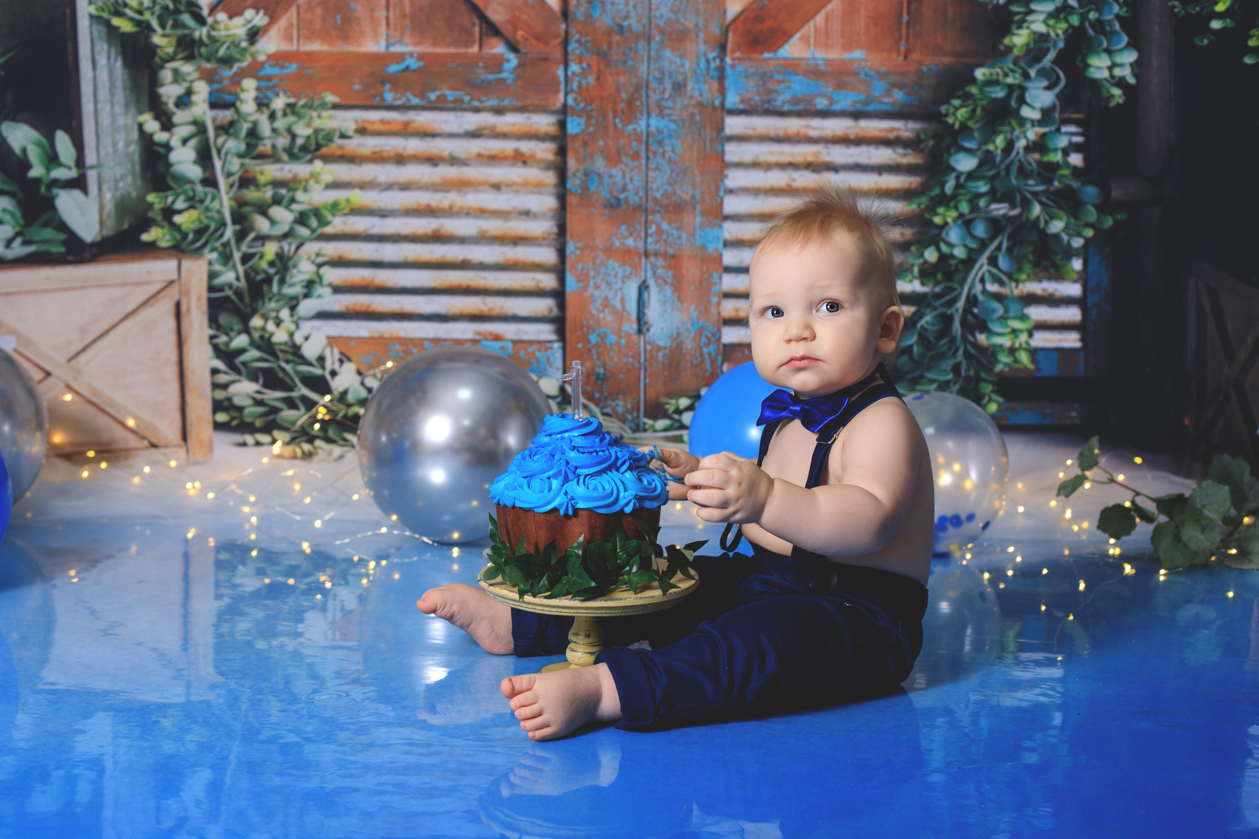 С тортиком. Фотограф новорождённых Псков