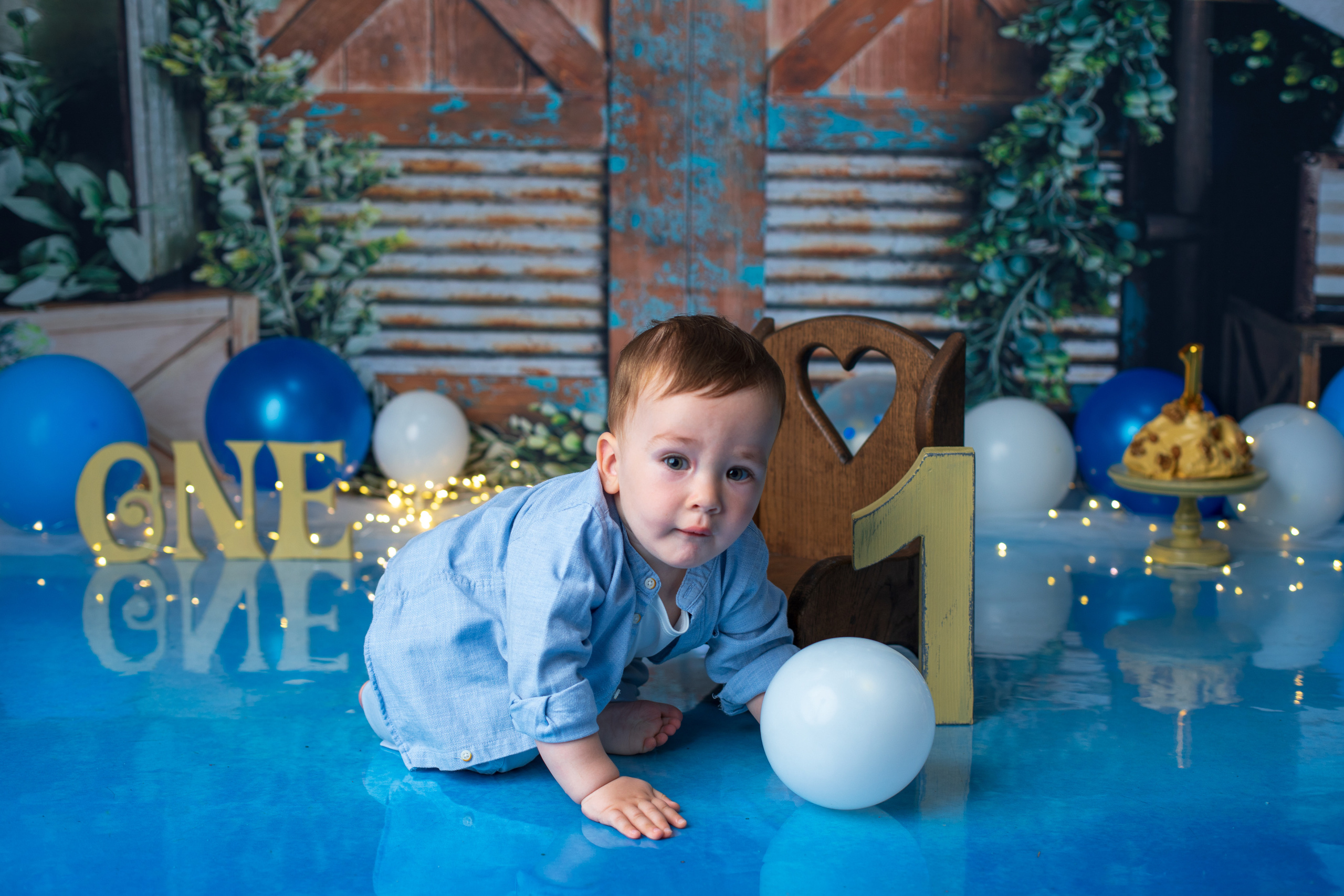 С тортиком. Фотограф новорождённых Псков