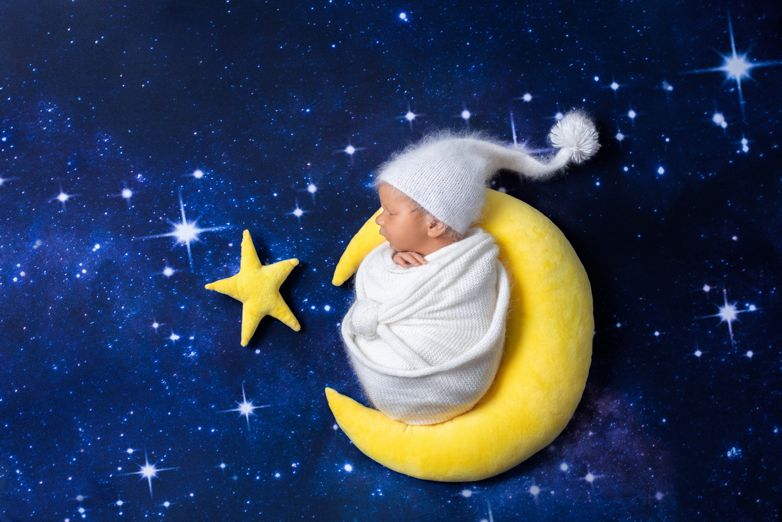 Фотограф новорождённых Псков