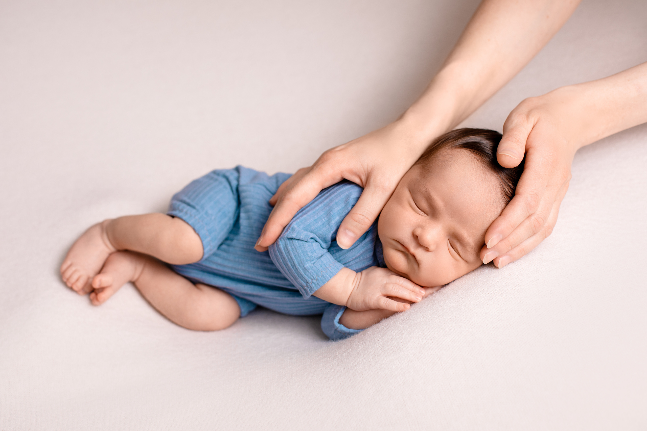 Фотограф новорождённых Псков