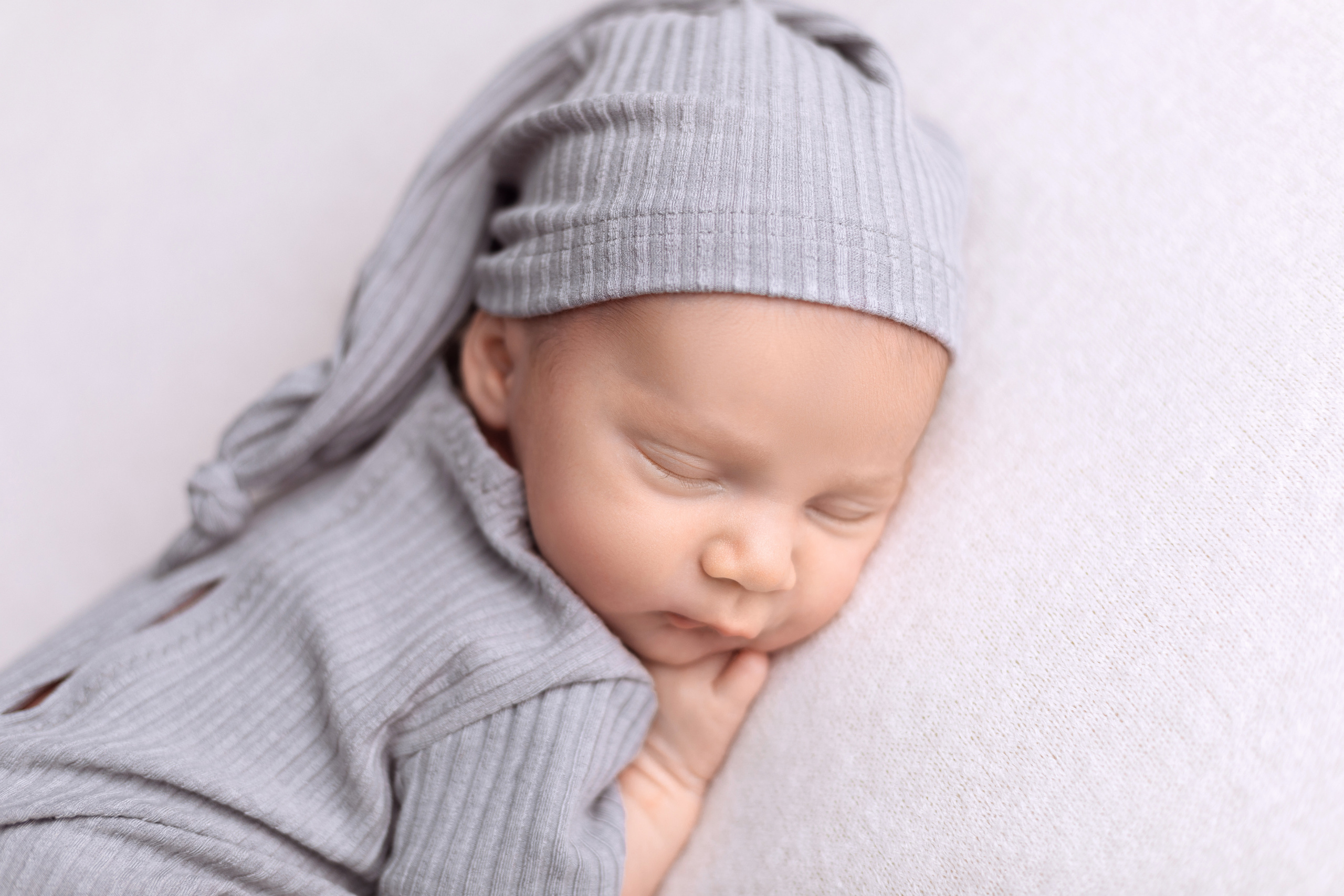 Фотограф новорождённых Псков